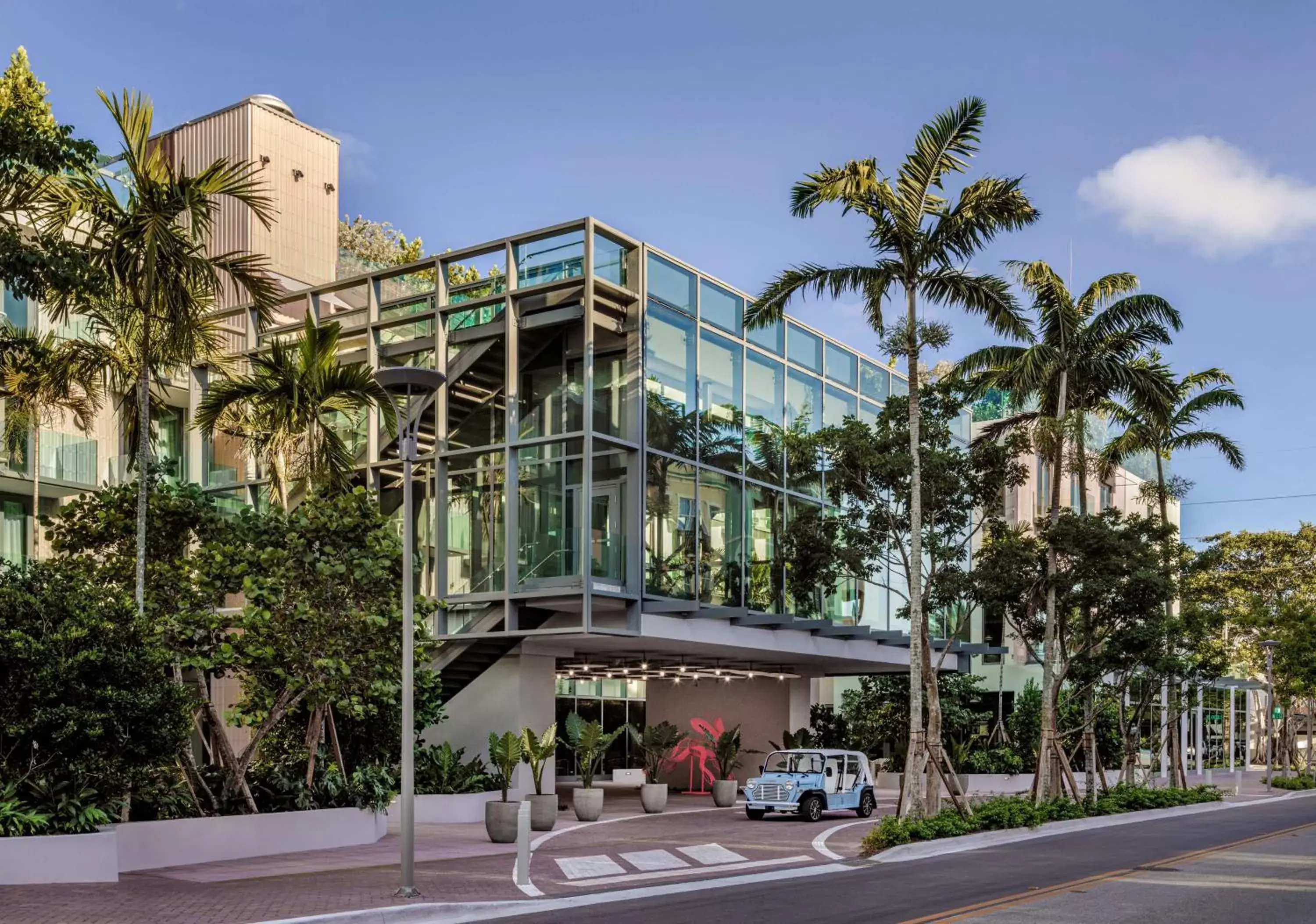 Property Building in The Ray Hotel Delray Beach, Curio Collection By Hilton