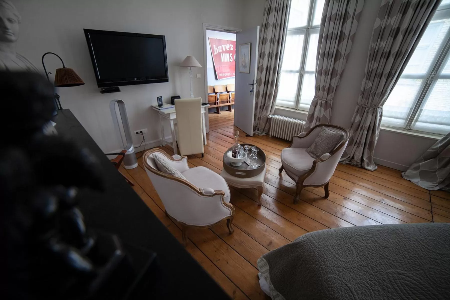 Seating area in Bienvenue Chez Nous