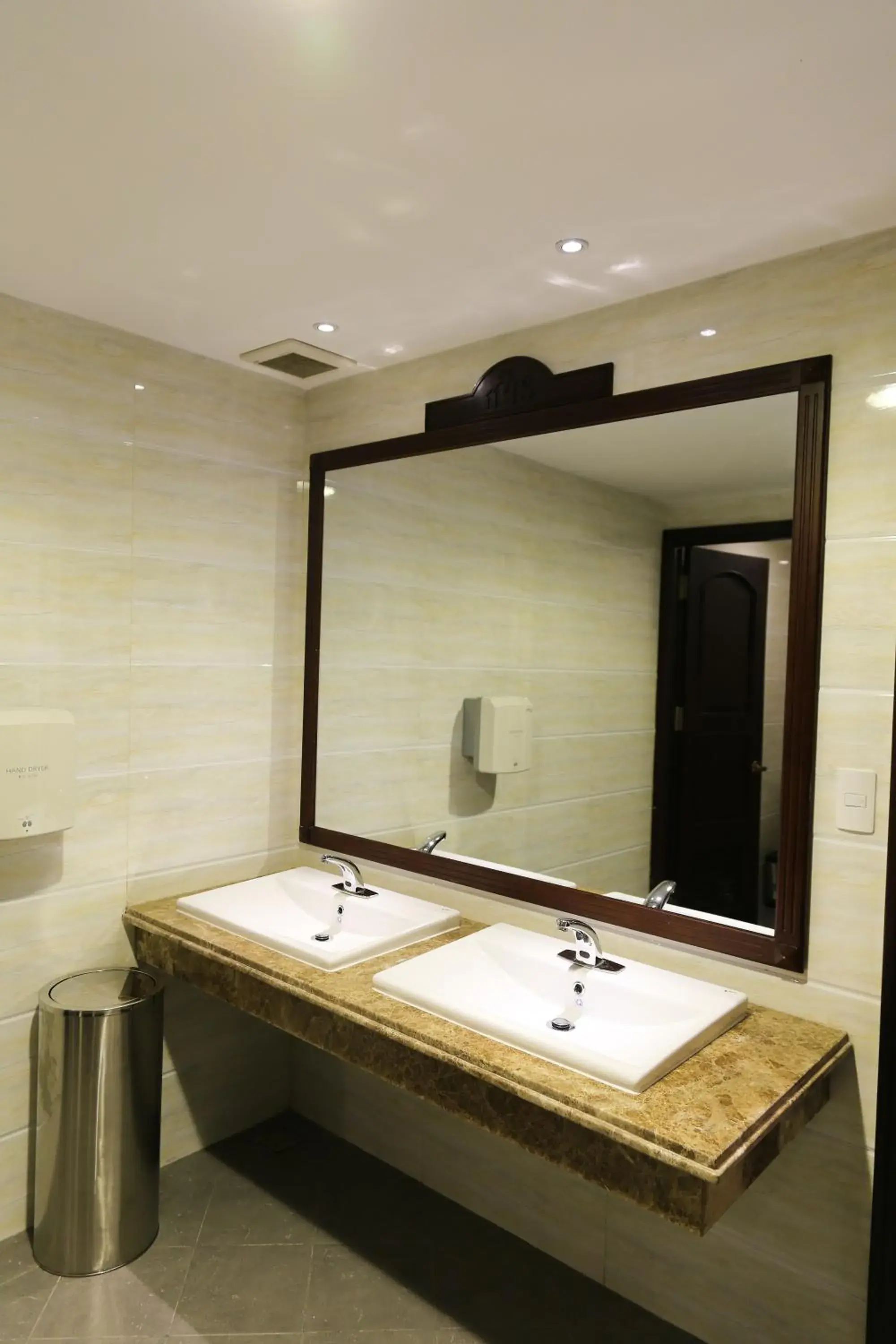 Bathroom in Iris Dalat Hotel
