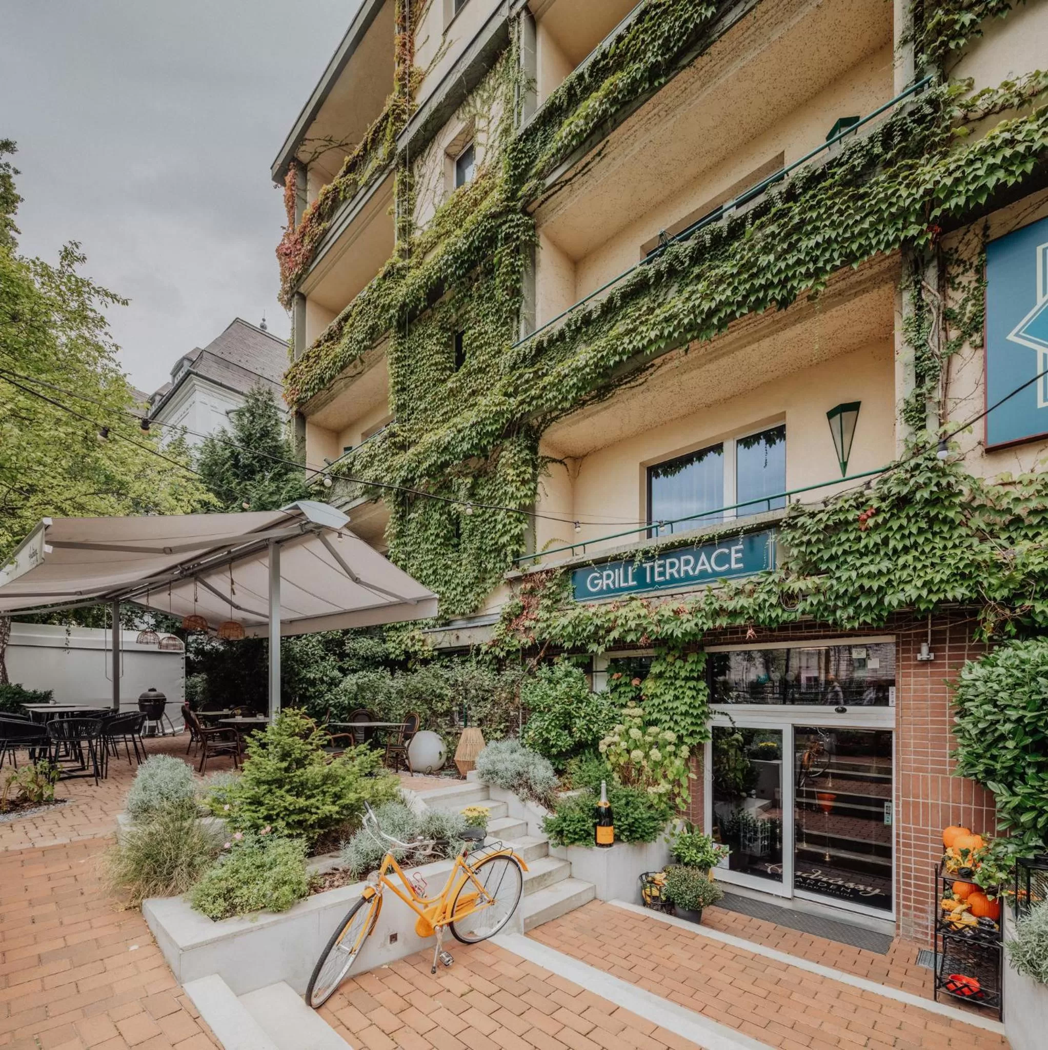 Restaurant/places to eat in Mamaison Hotel Andrassy Budapest