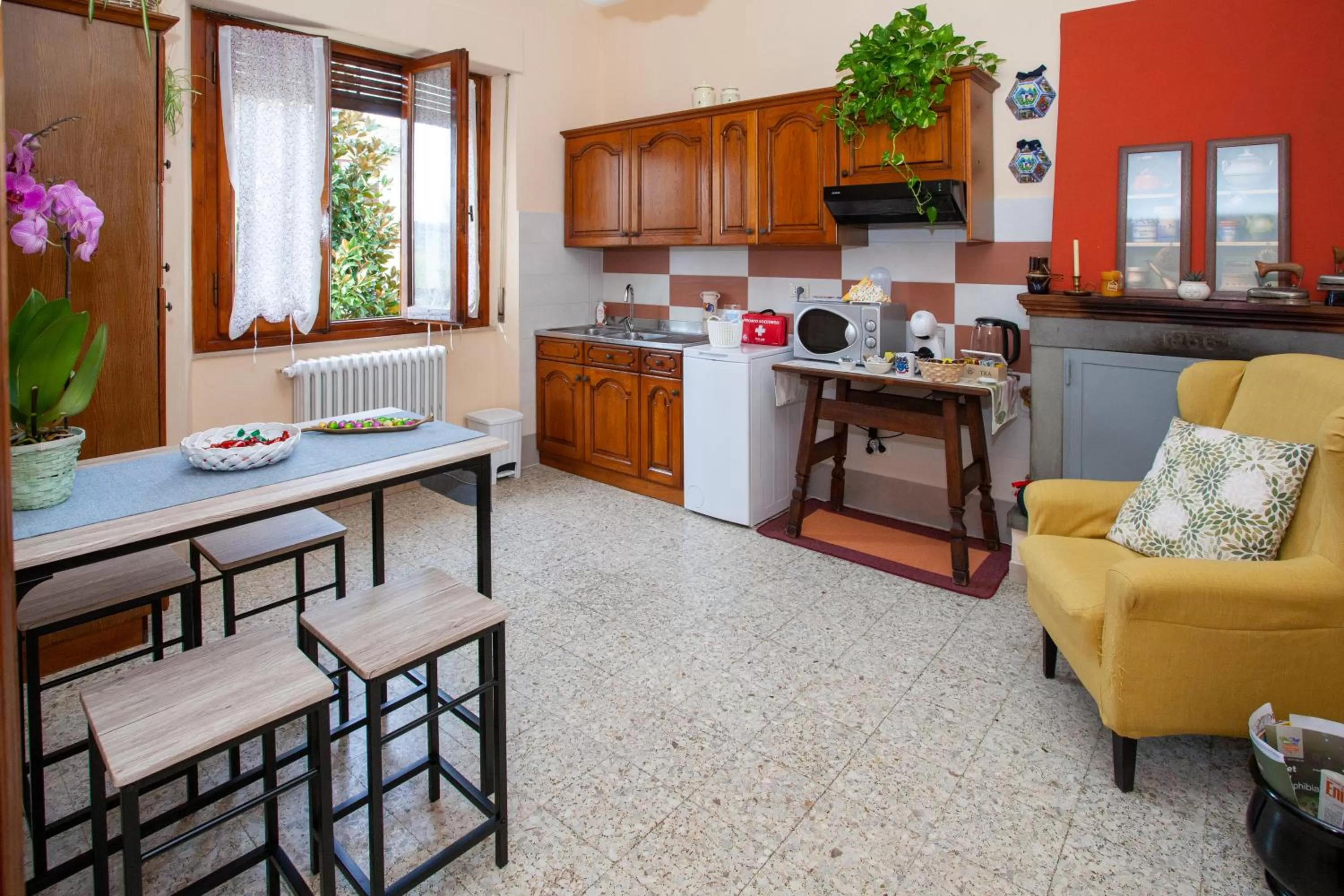 Restaurant/places to eat, Kitchen/Kitchenette in B&B BORGHI