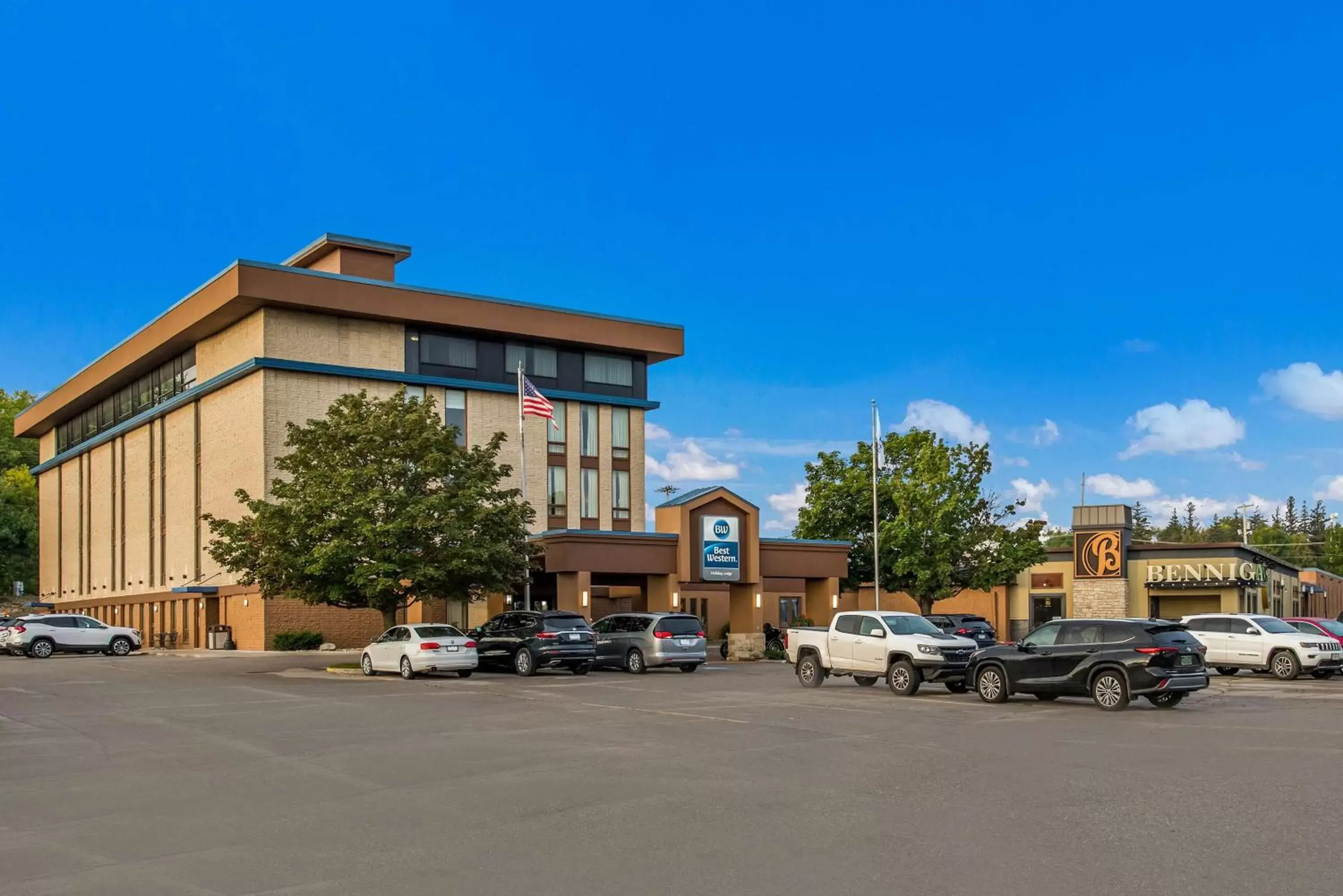 Property Building in Best Western Holiday Lodge