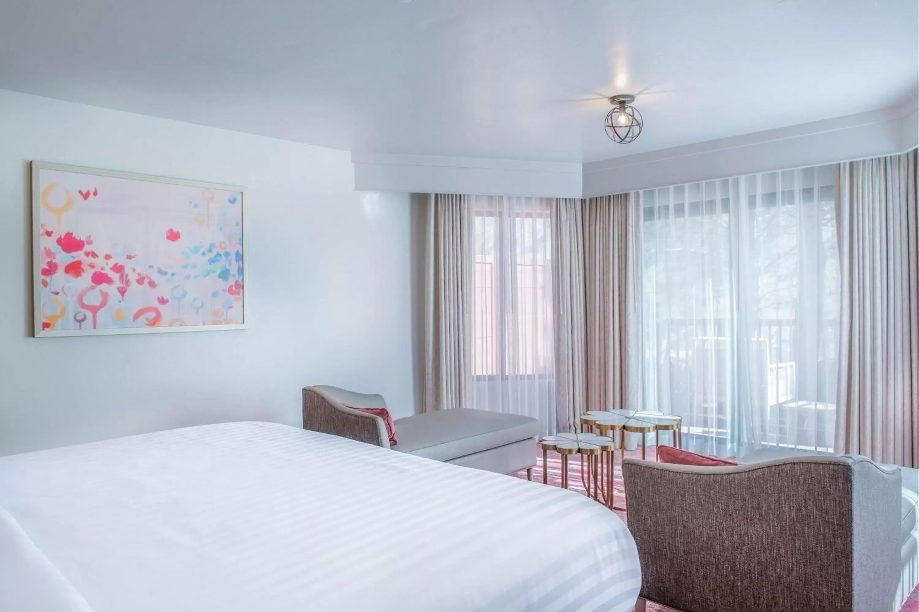 Bed in Cliffrose Springdale, Curio Collection By Hilton Bed in Cliffrose Springdale, Curio Collection By Hilton