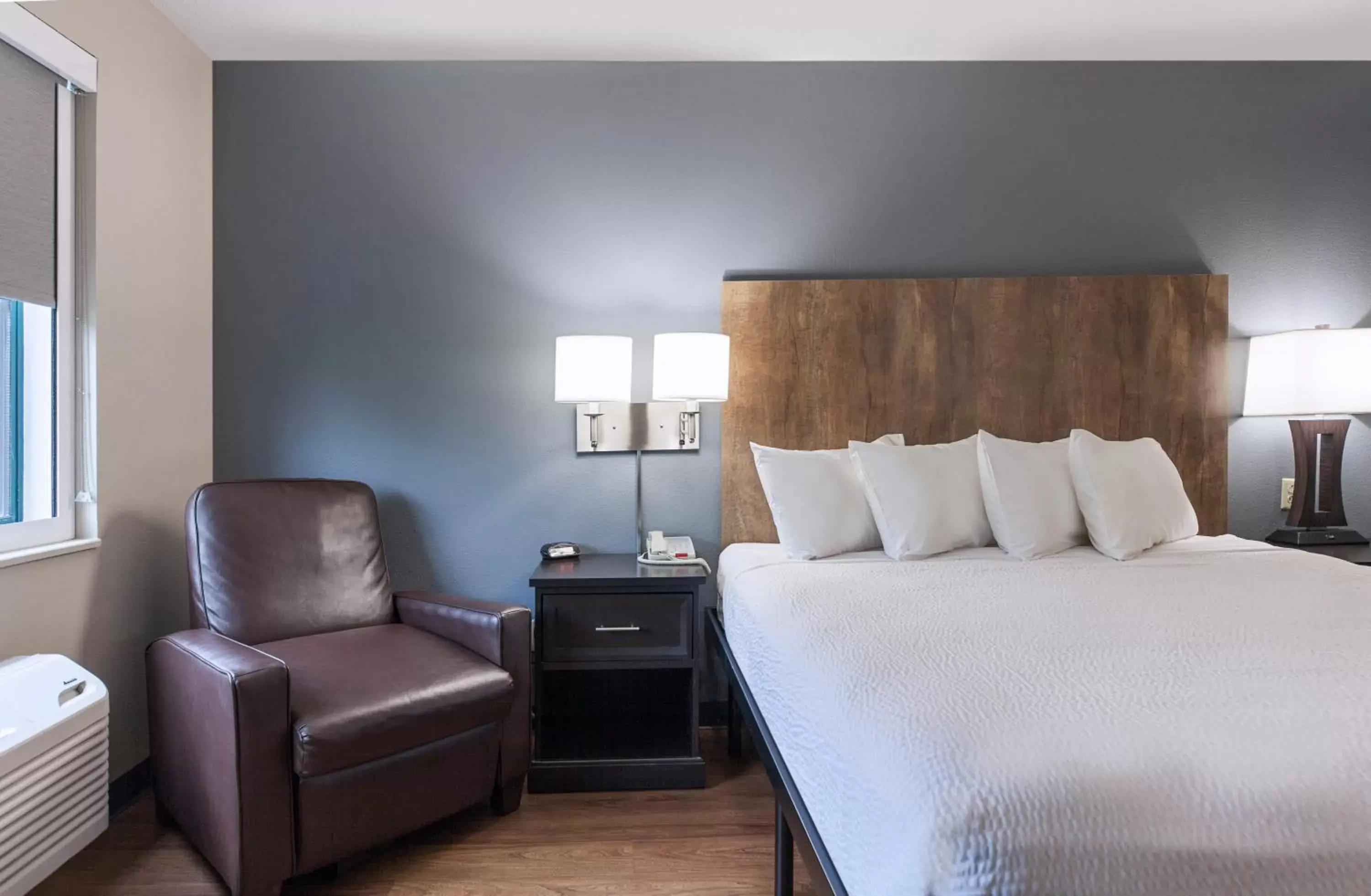 Bed in Extended Stay America Premier Suites - Nashville - Vanderbilt