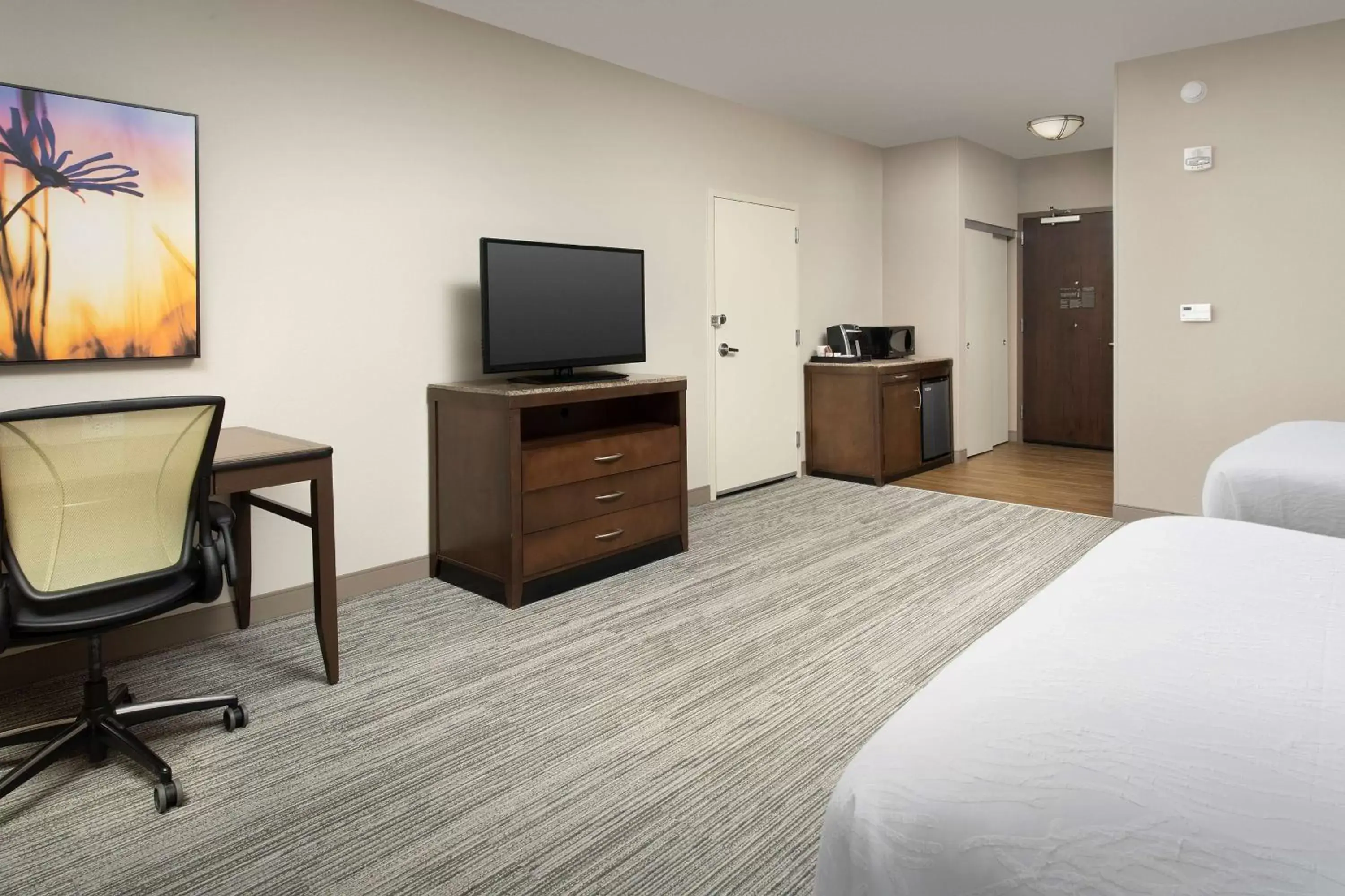 Bed in Hilton Garden Inn Charlotte Airport Bed in Hilton Garden Inn Charlotte Airport