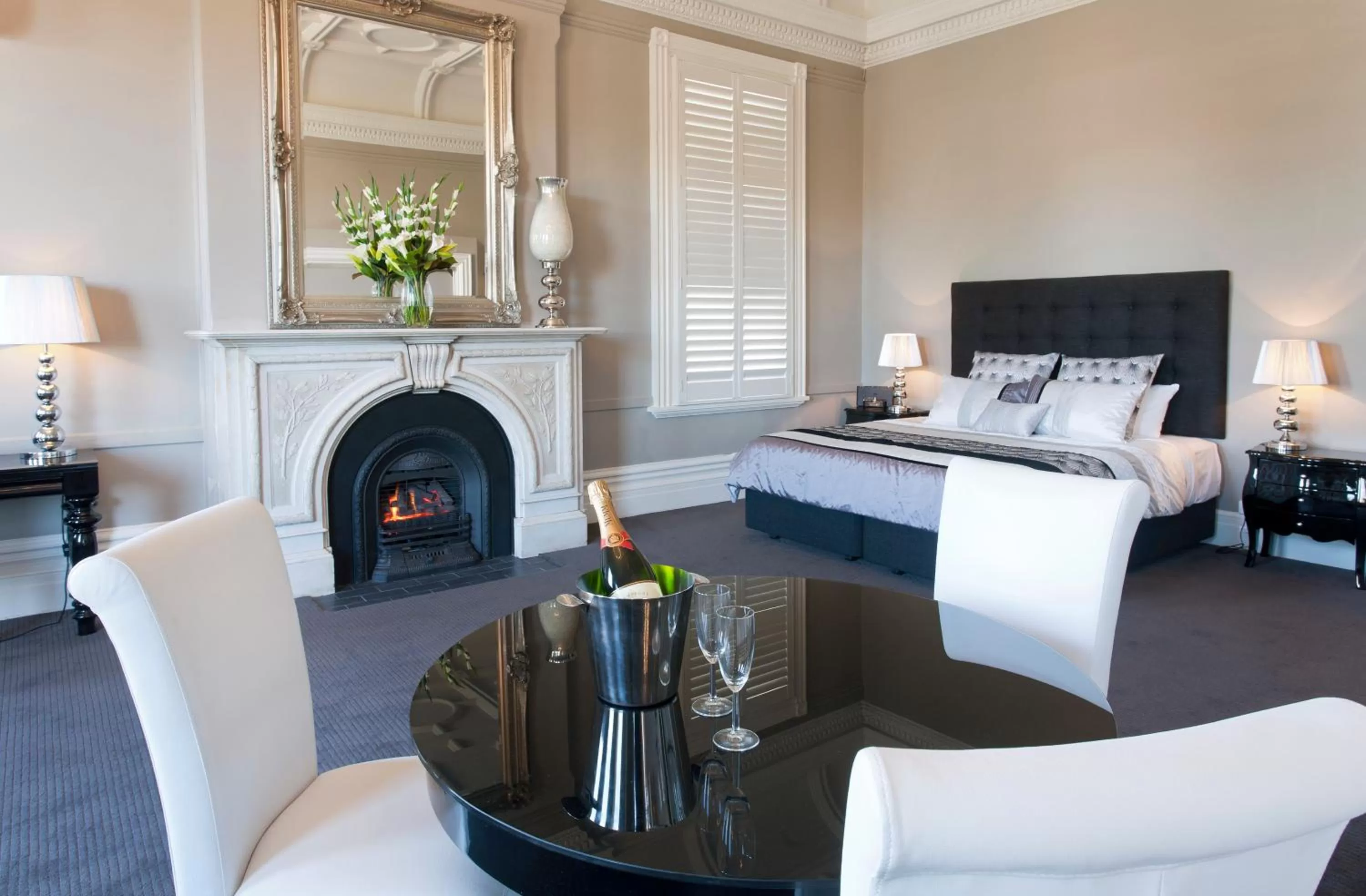 Photo of the whole room, Bed in Ballarat Premier Apartments