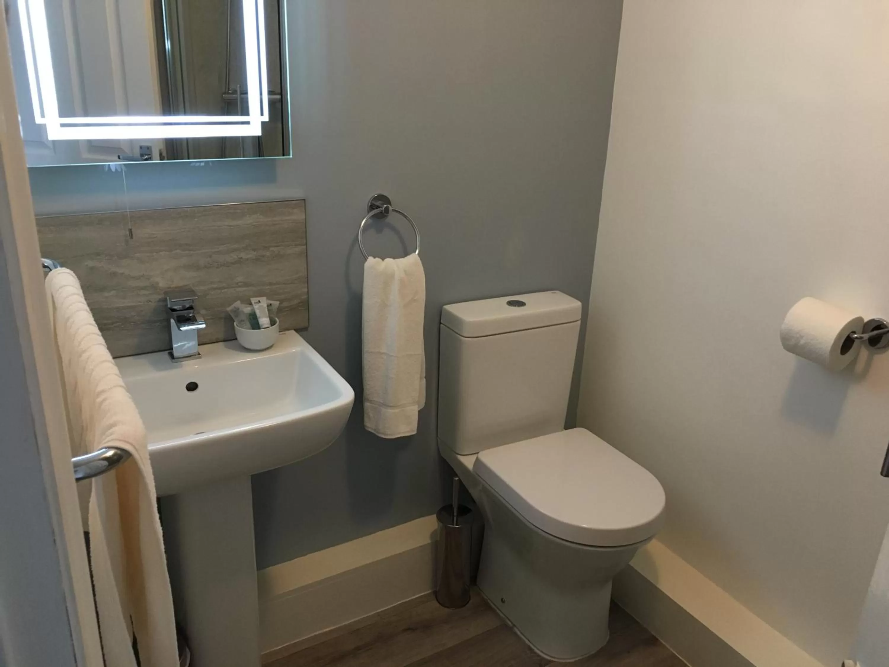 Bathroom in The Greyhound Inn