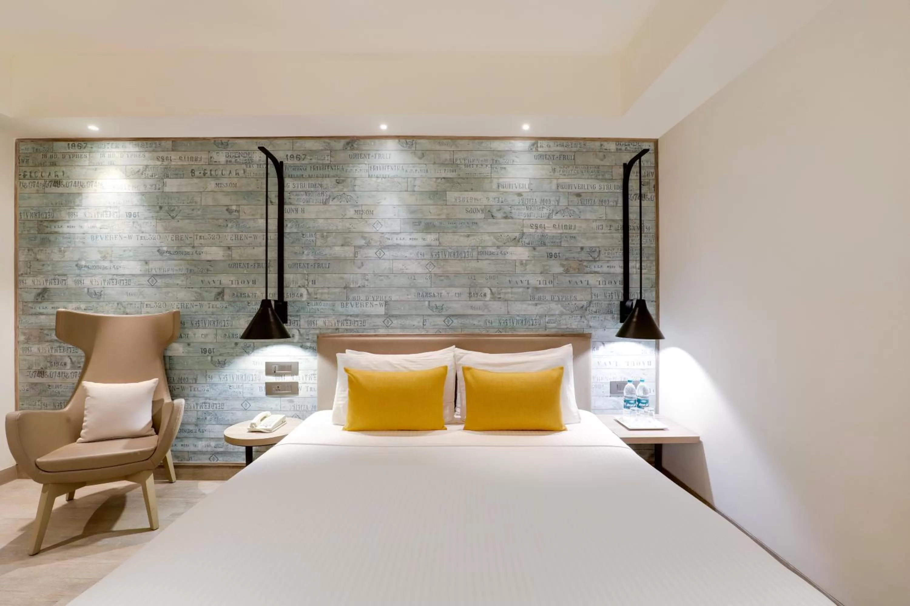 Bedroom, Bed in Lemon Tree Premier, Mumbai International Airport