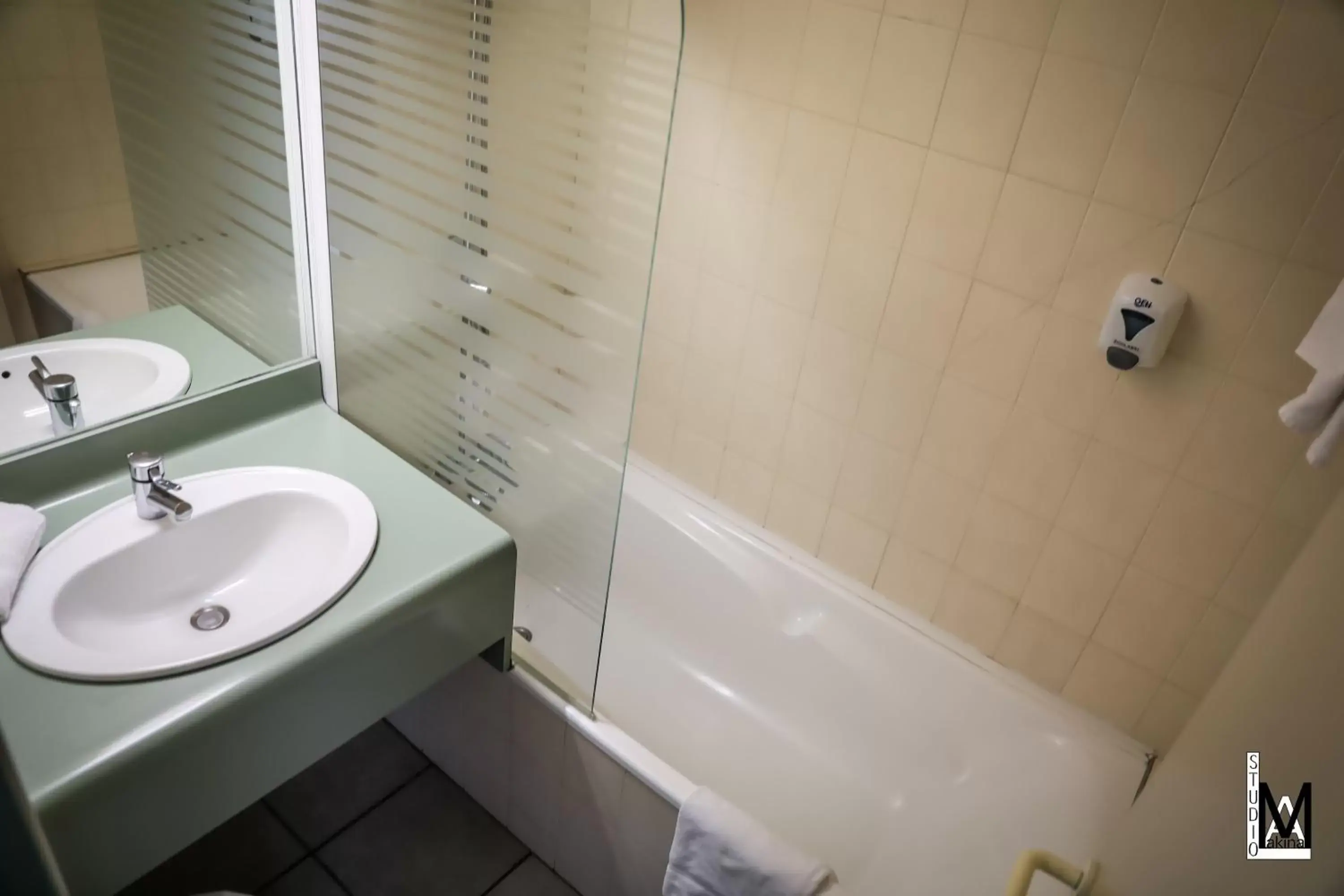 Bathroom in N'Atura Hôtel