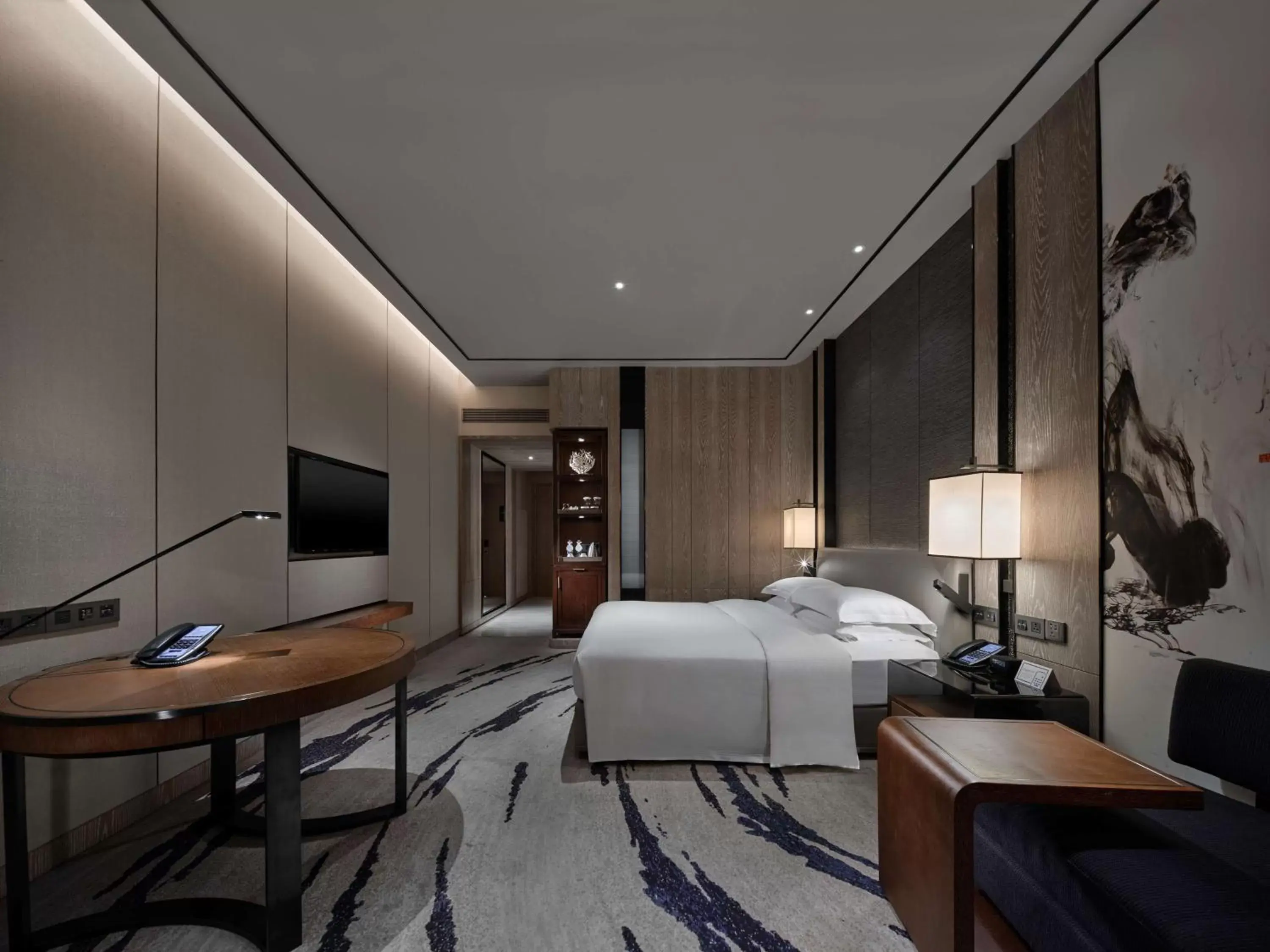 Bed in Hilton Shenzhen Shekou Nanhai