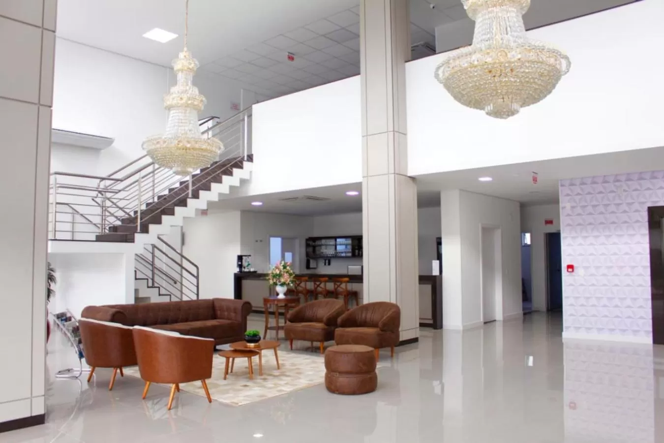 Communal lounge/ TV room in Tri Hotel Executive Indaial