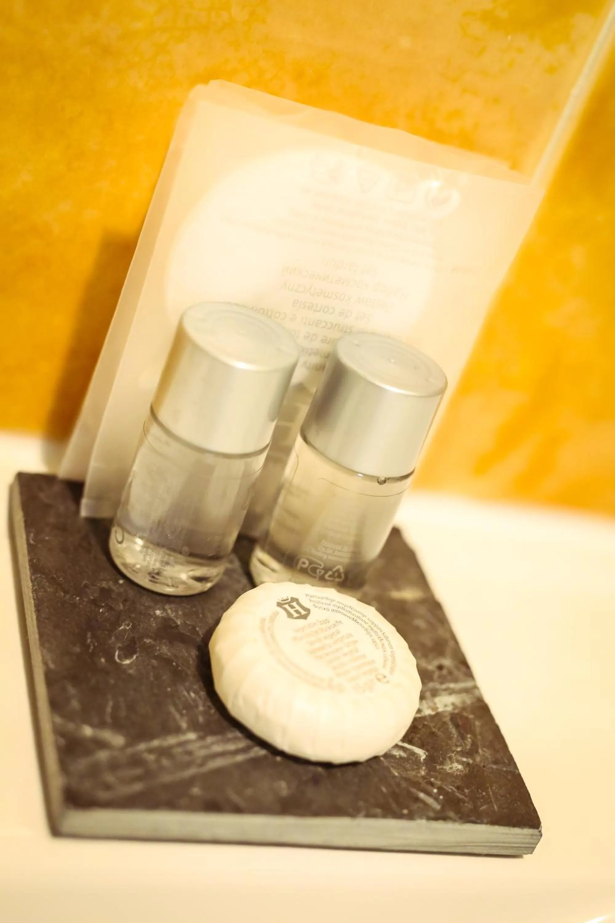 Bathroom in NapoliMia Boutique Hotel