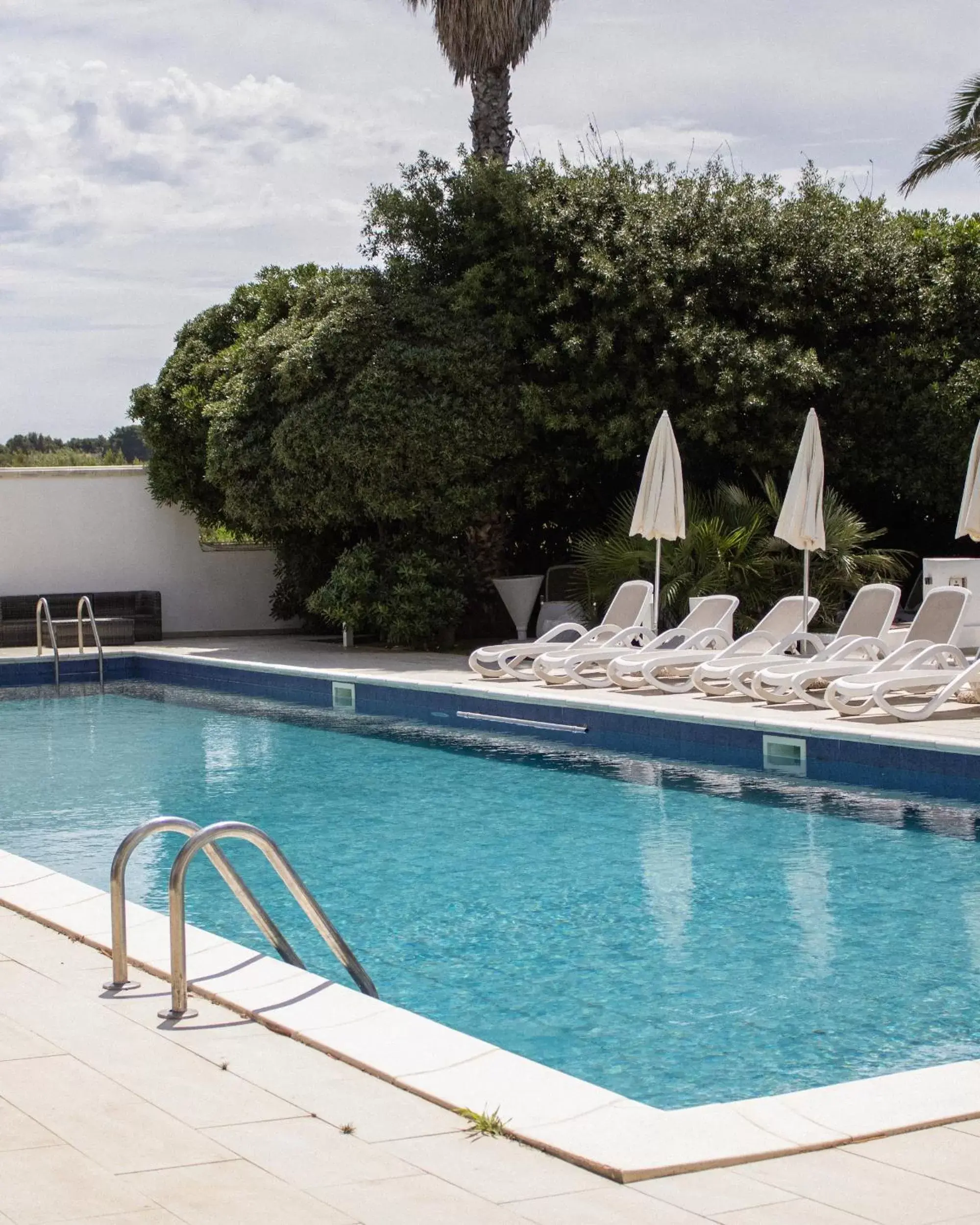 Swimming Pool in BlueBay Residence Resort