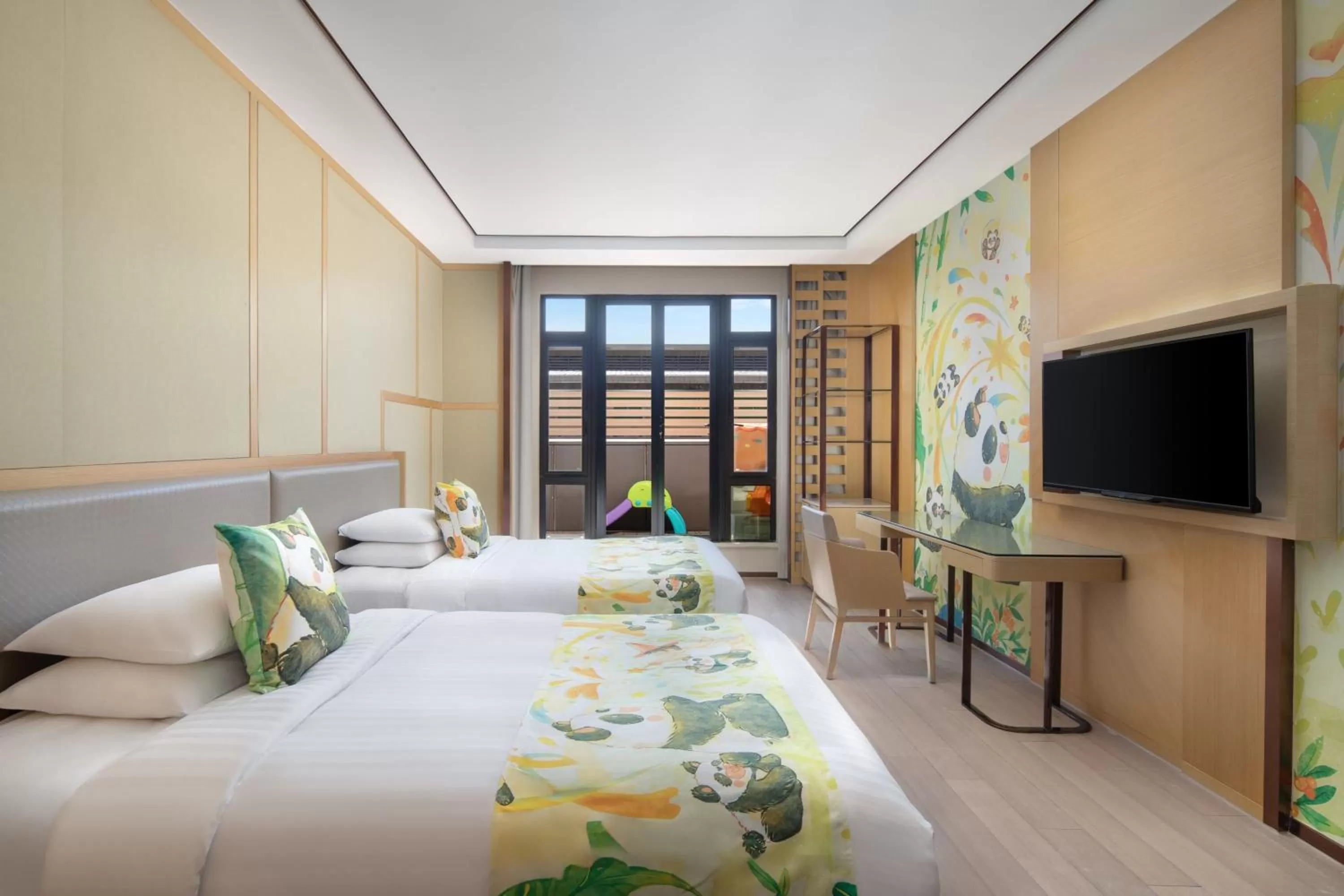 Photo of the whole room, Bed in Courtyard by Marriott Shanghai International Tourism and Resorts Zone