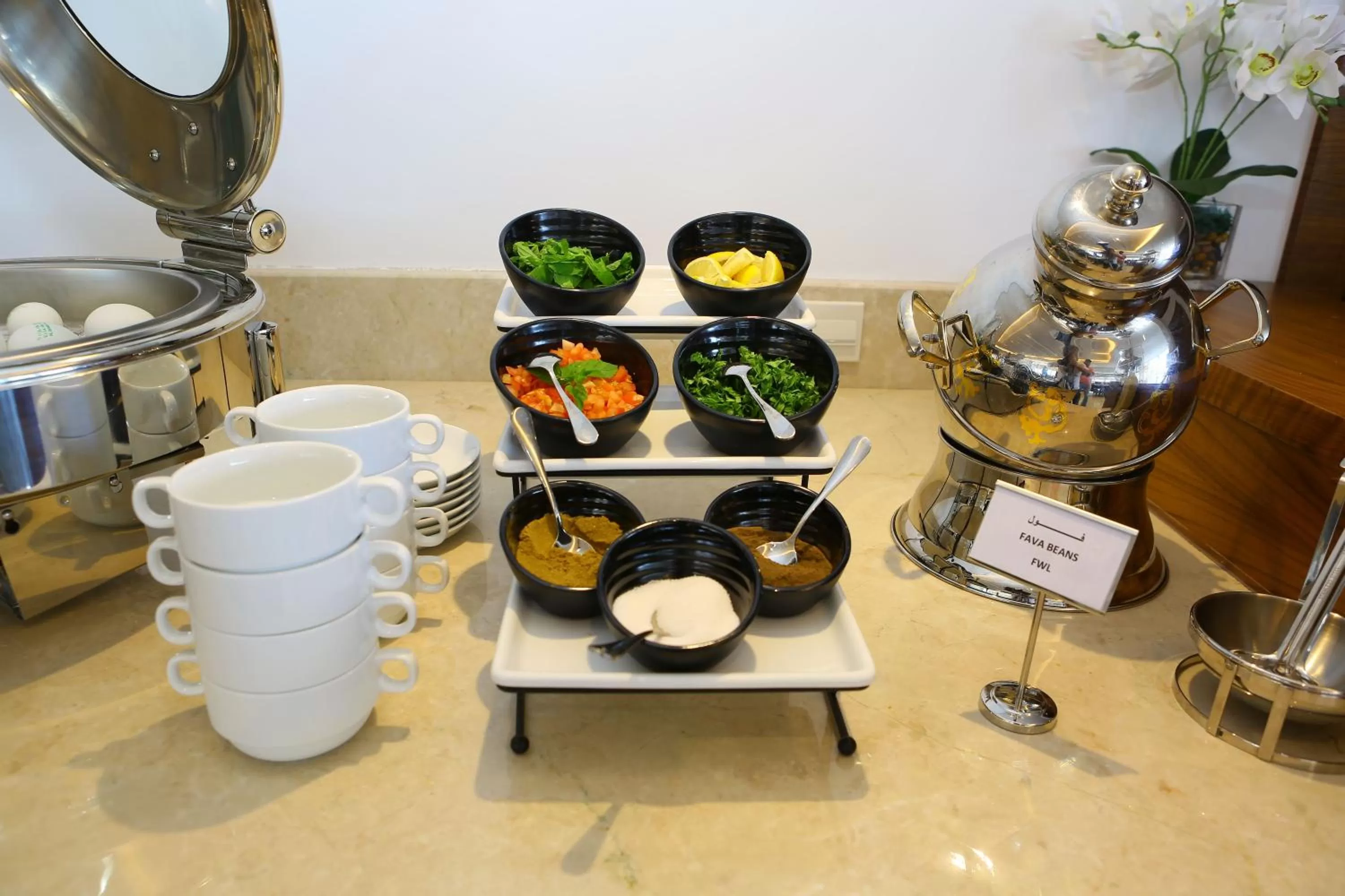 Breakfast in Weekend Hotel Sari