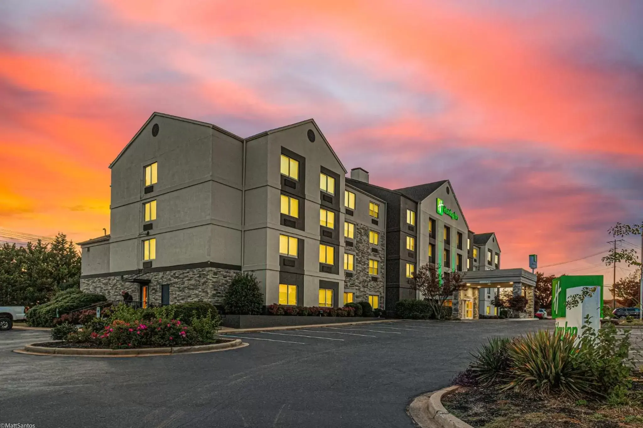 Property building, Sunrise/Sunset in Holiday Inn Spartanburg Northwest