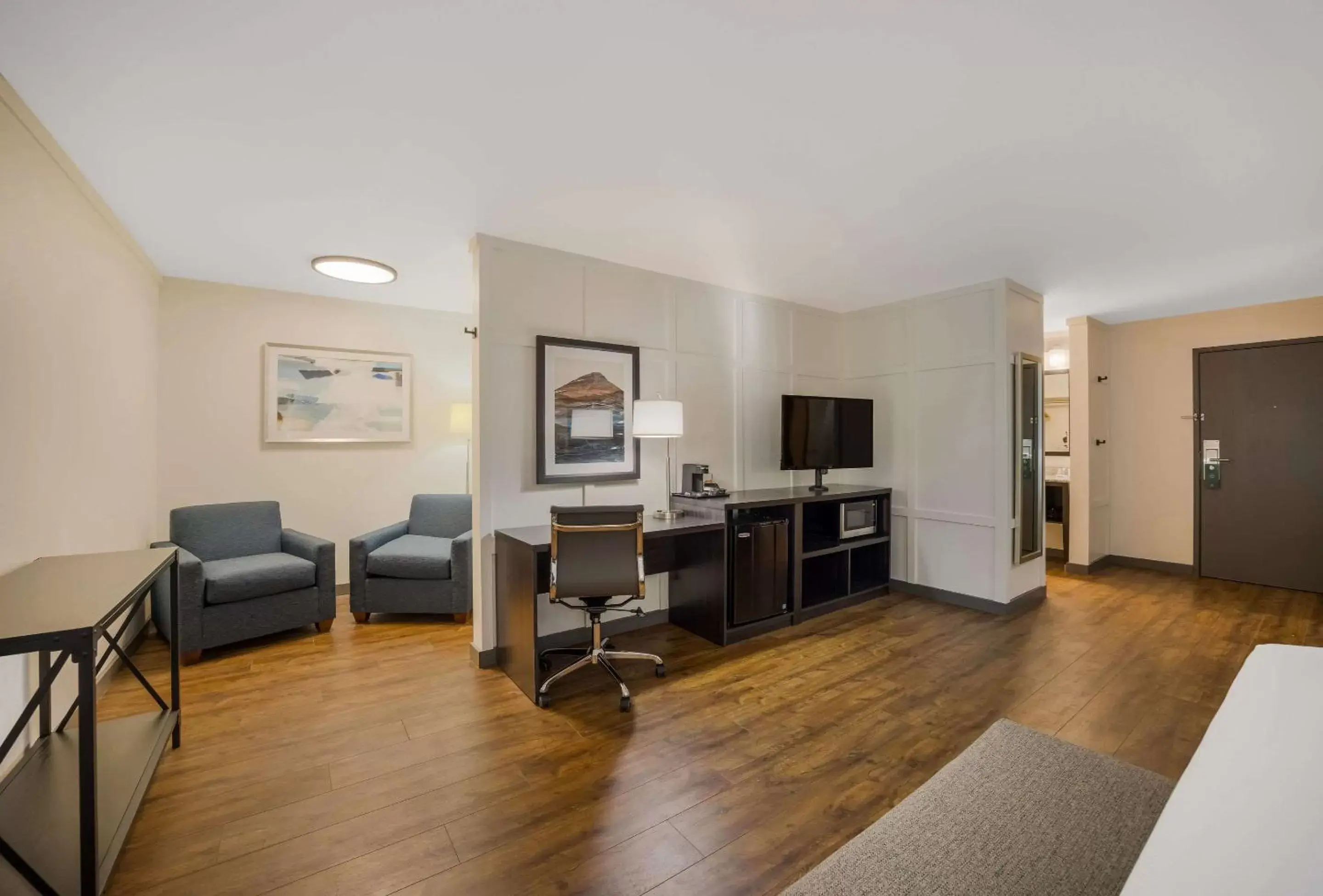 Bedroom, Seating Area in Quality Inn & Suites Castle Rock SW Denver