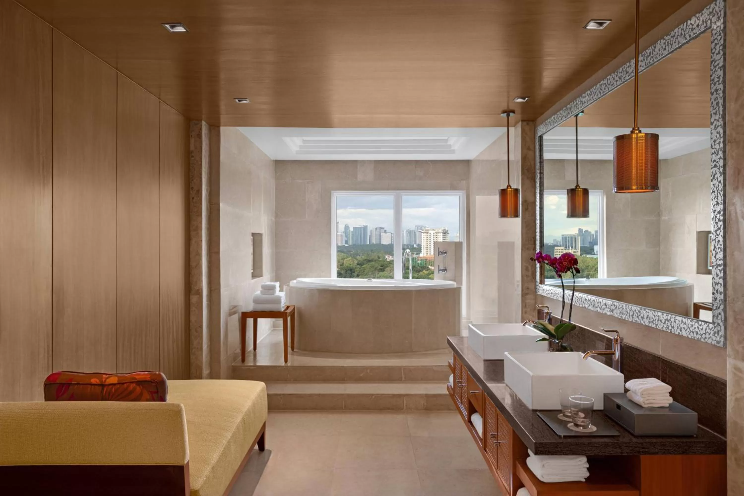 Bathroom, Bed in Manila Marriott Hotel at Newport World Resorts