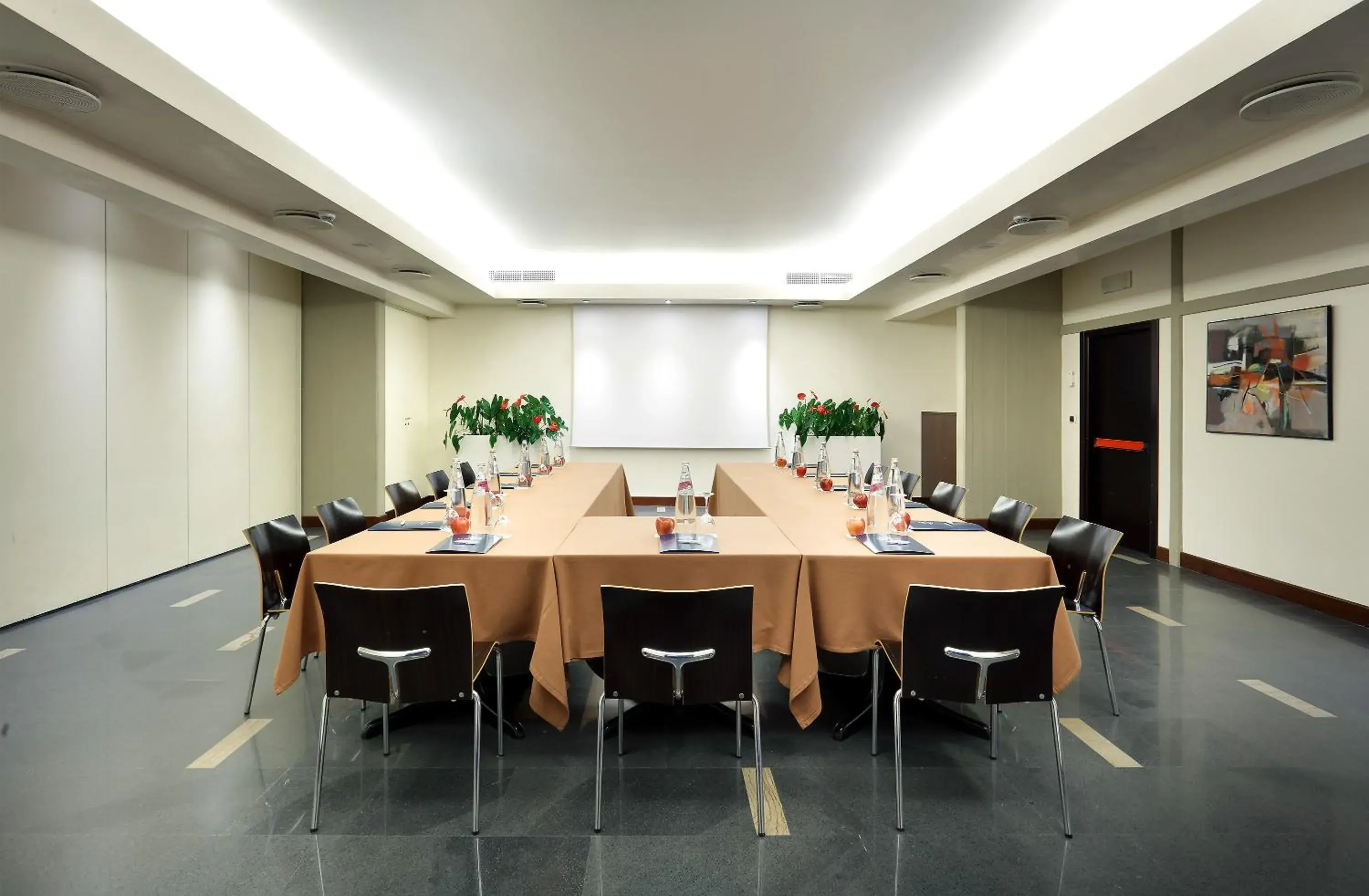 Meeting/conference room in Eurostars Monte Tauro