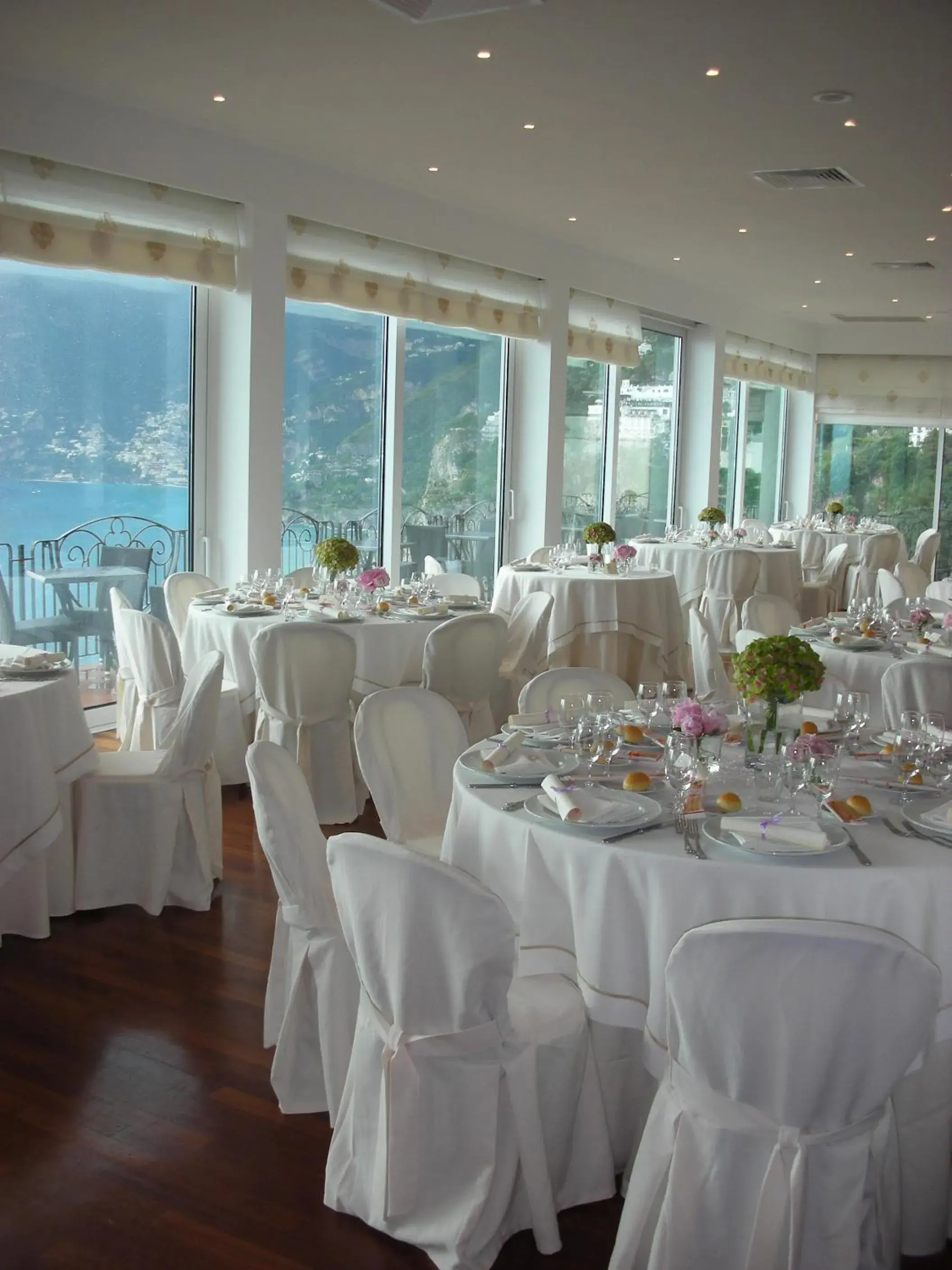 Banquet/Function facilities, Banquet Facilities in Tramonto d'Oro