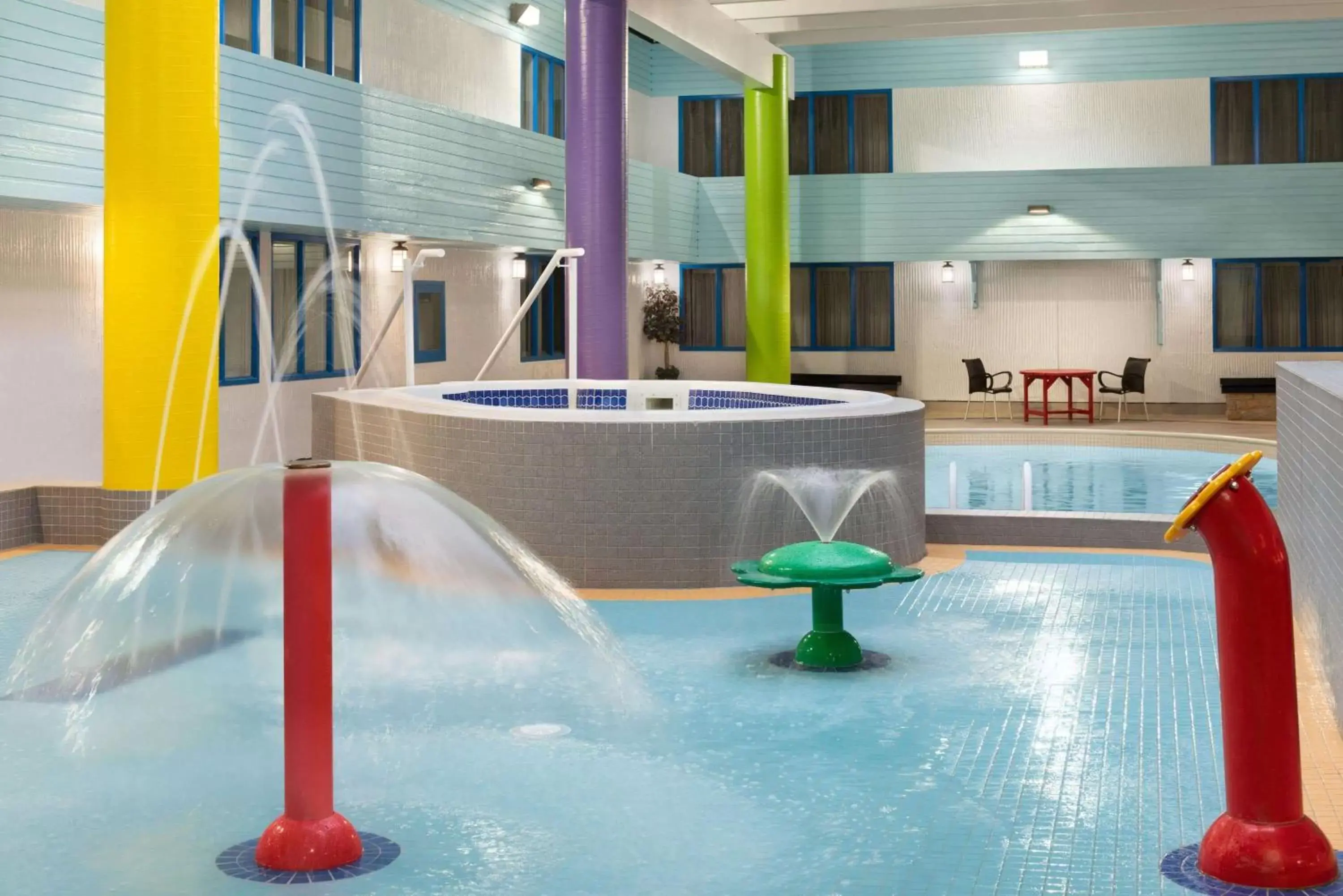 Aqua park, Swimming Pool in Travelodge Hotel by Wyndham Saskatoon