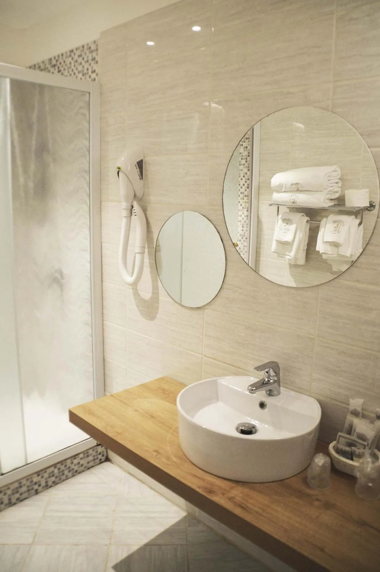 Bathroom in Hotel Il Loggiato Dei Serviti