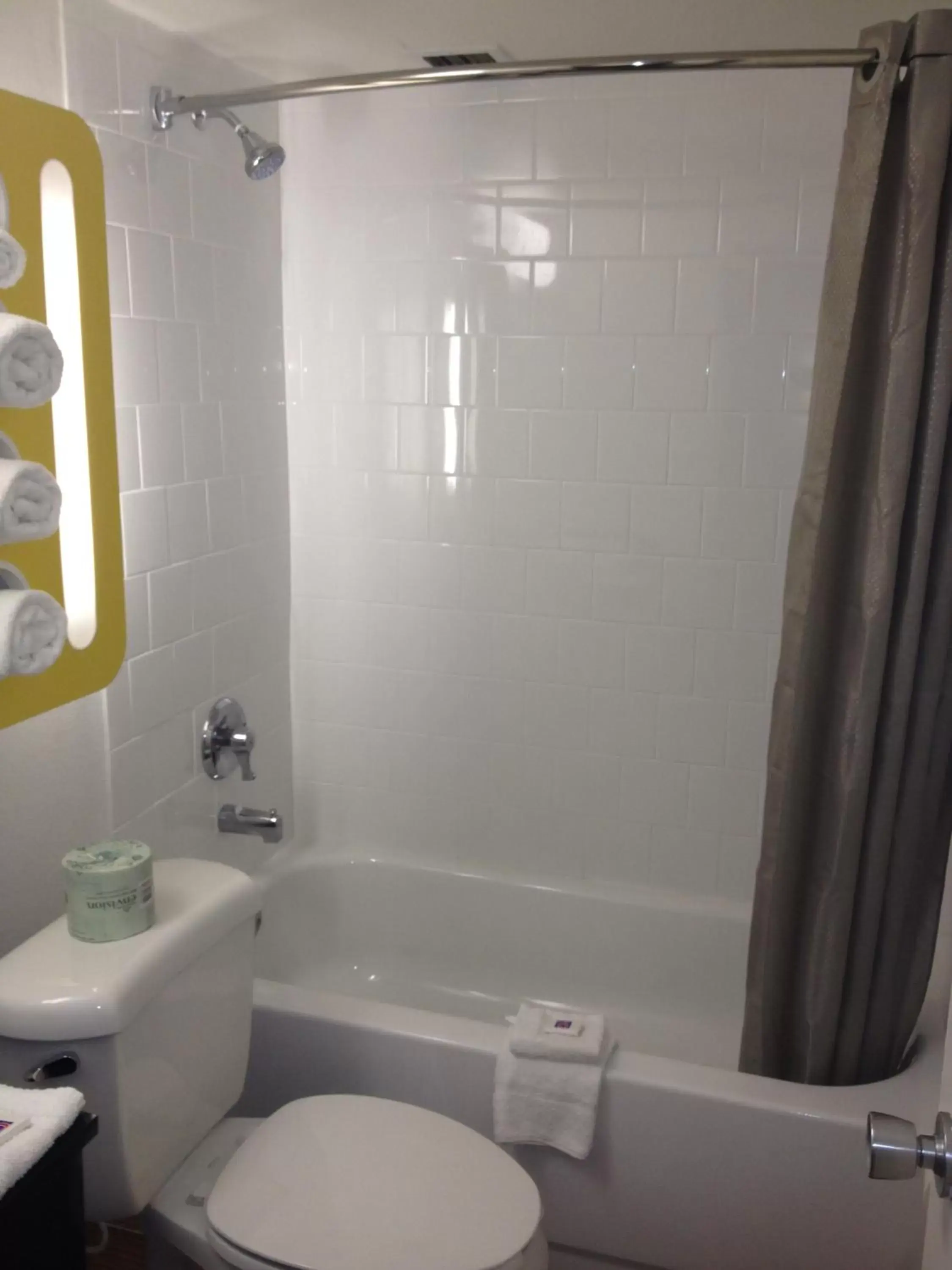 Bathroom in Motel 6-Miami, FL