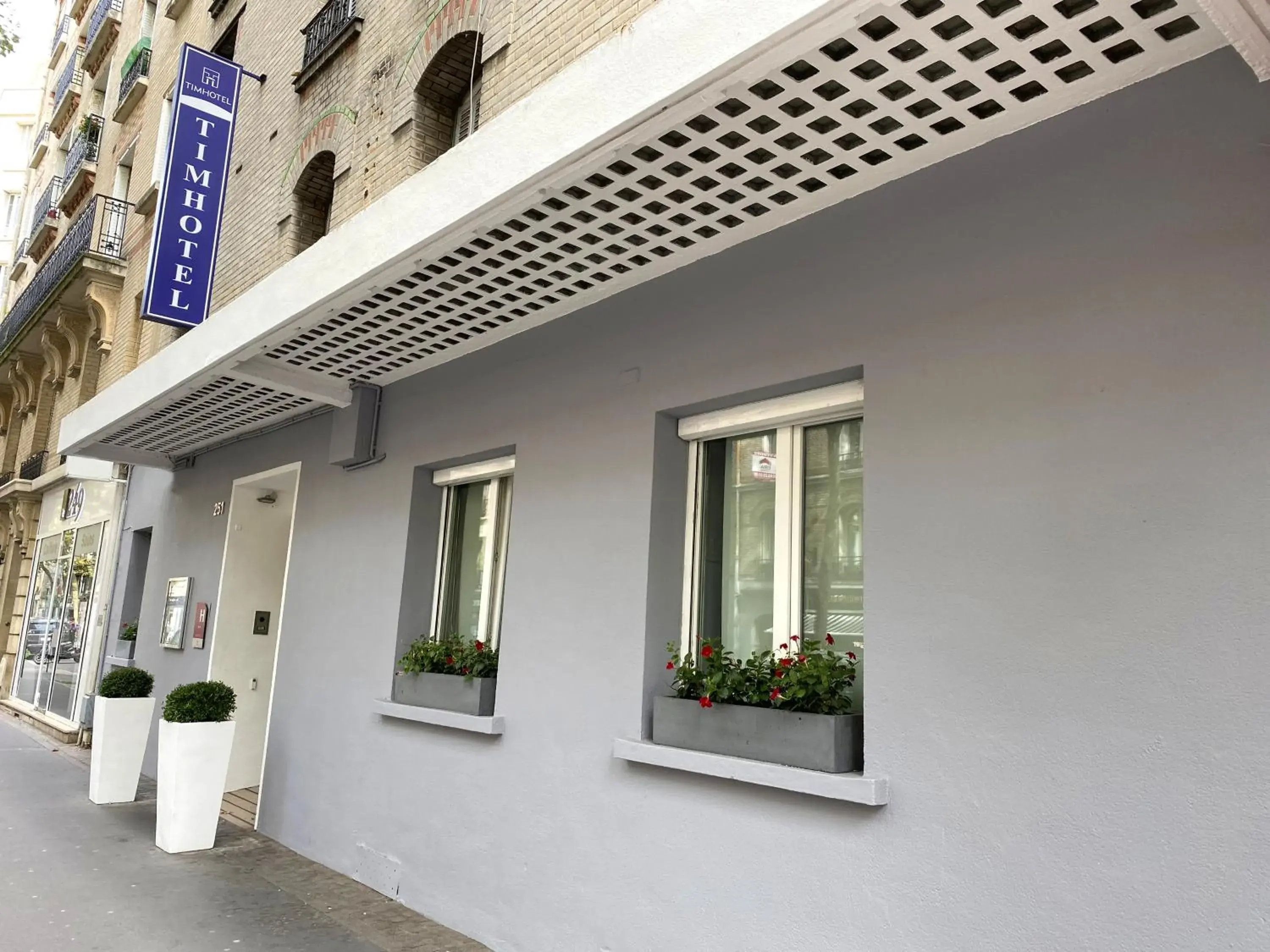 Facade/entrance, Property Building in Timhotel Boulogne Rives De Seine