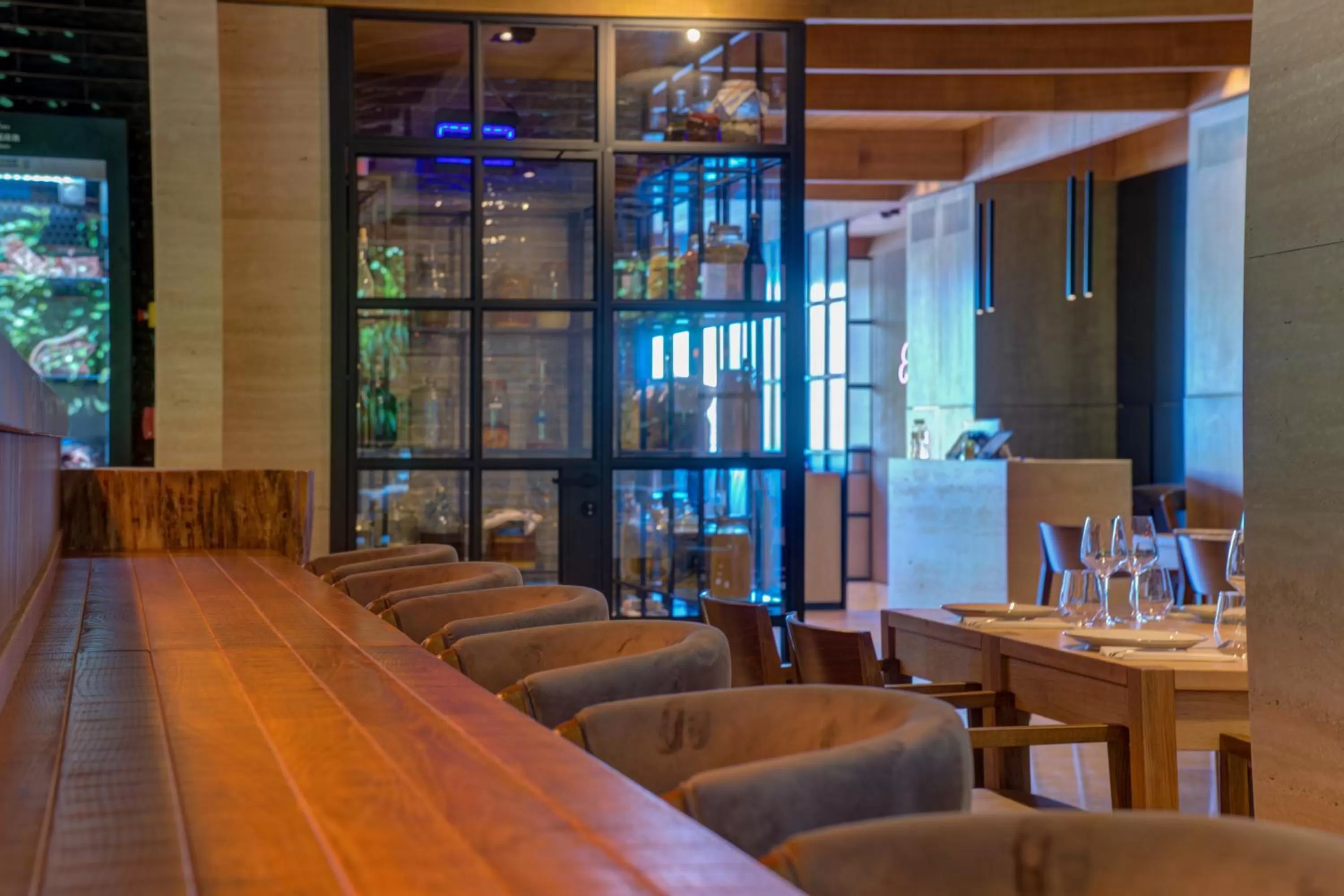 Restaurant/places to eat in Land's End, Boutique Hotel