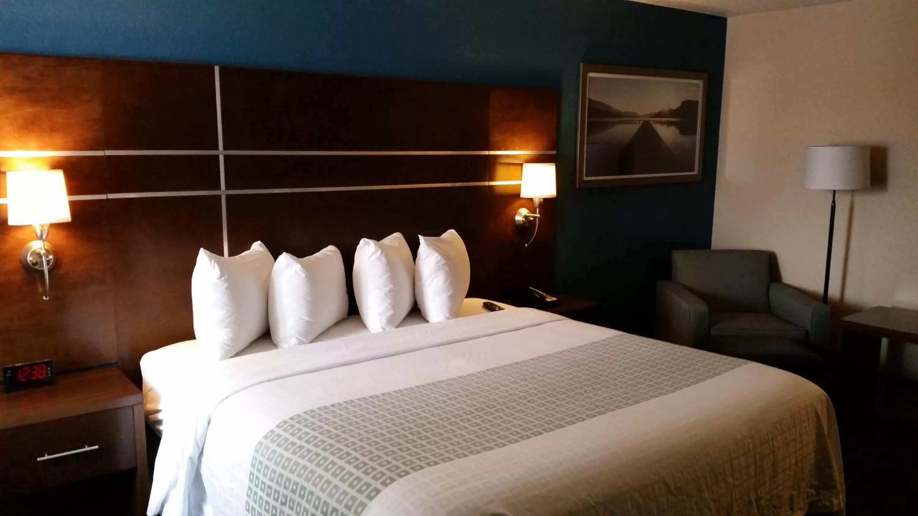 King Room - Disability Access/Non-Smoking in Best Western Benton Harbor – St. Joseph