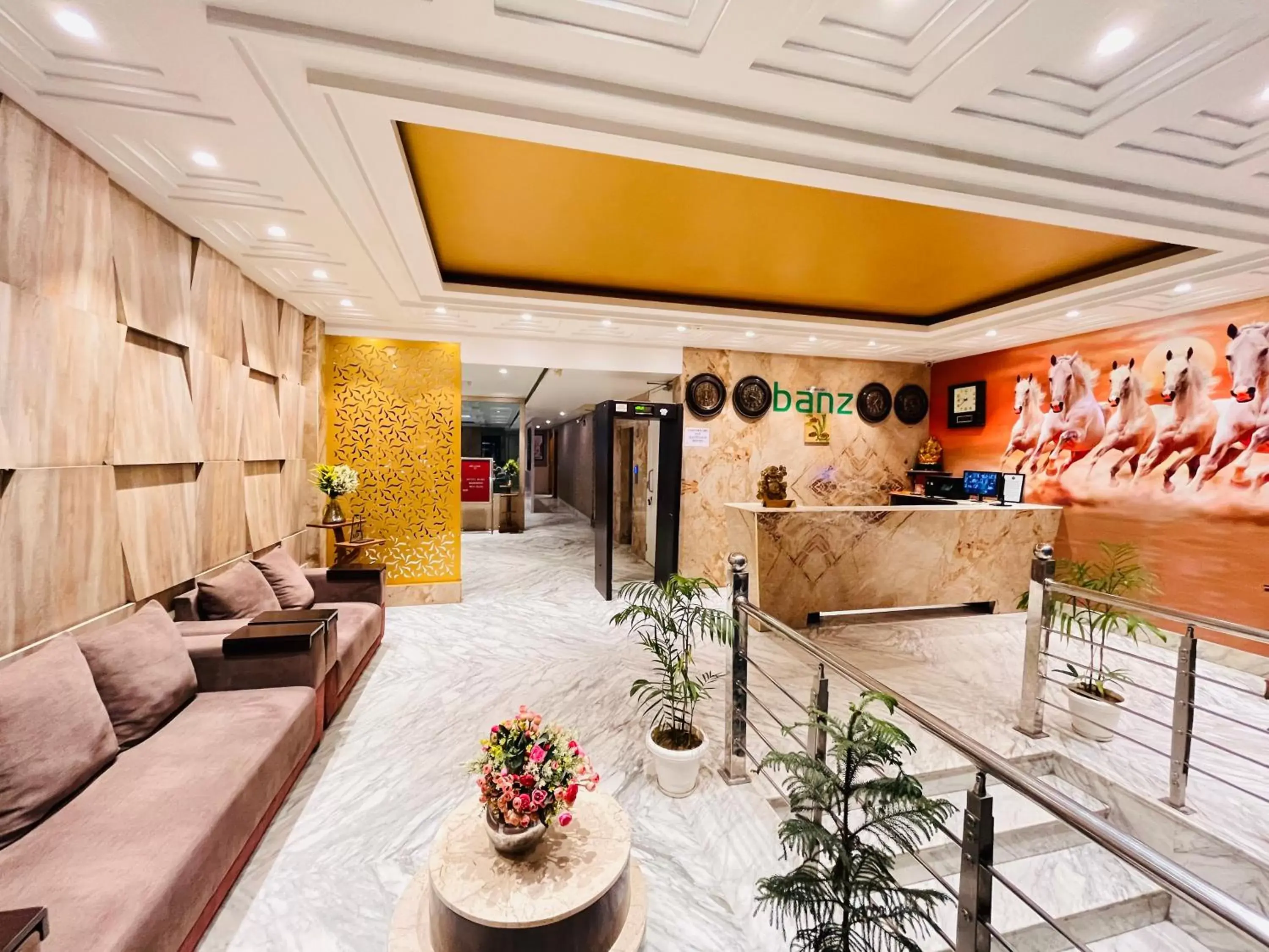 Living room, Lobby/Reception in Hotel Banz - Near Delhi International Airport