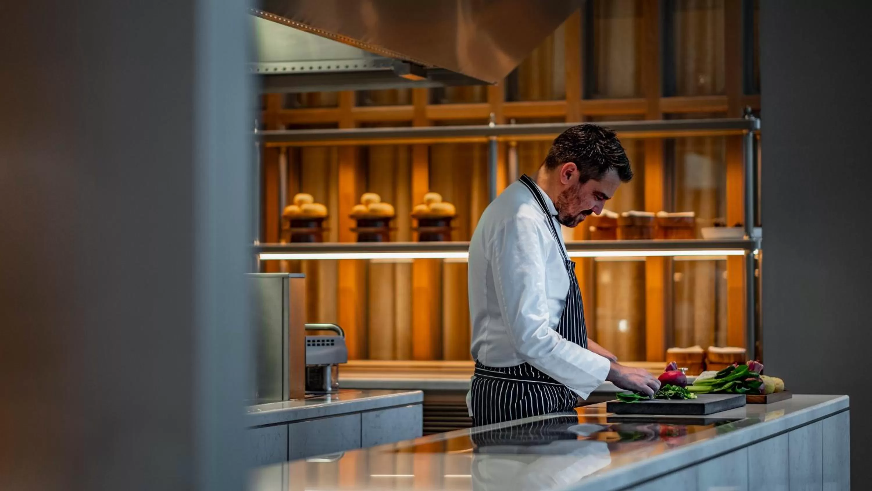 Restaurant/places to eat in Four Seasons Hotel Tokyo at Otemachi