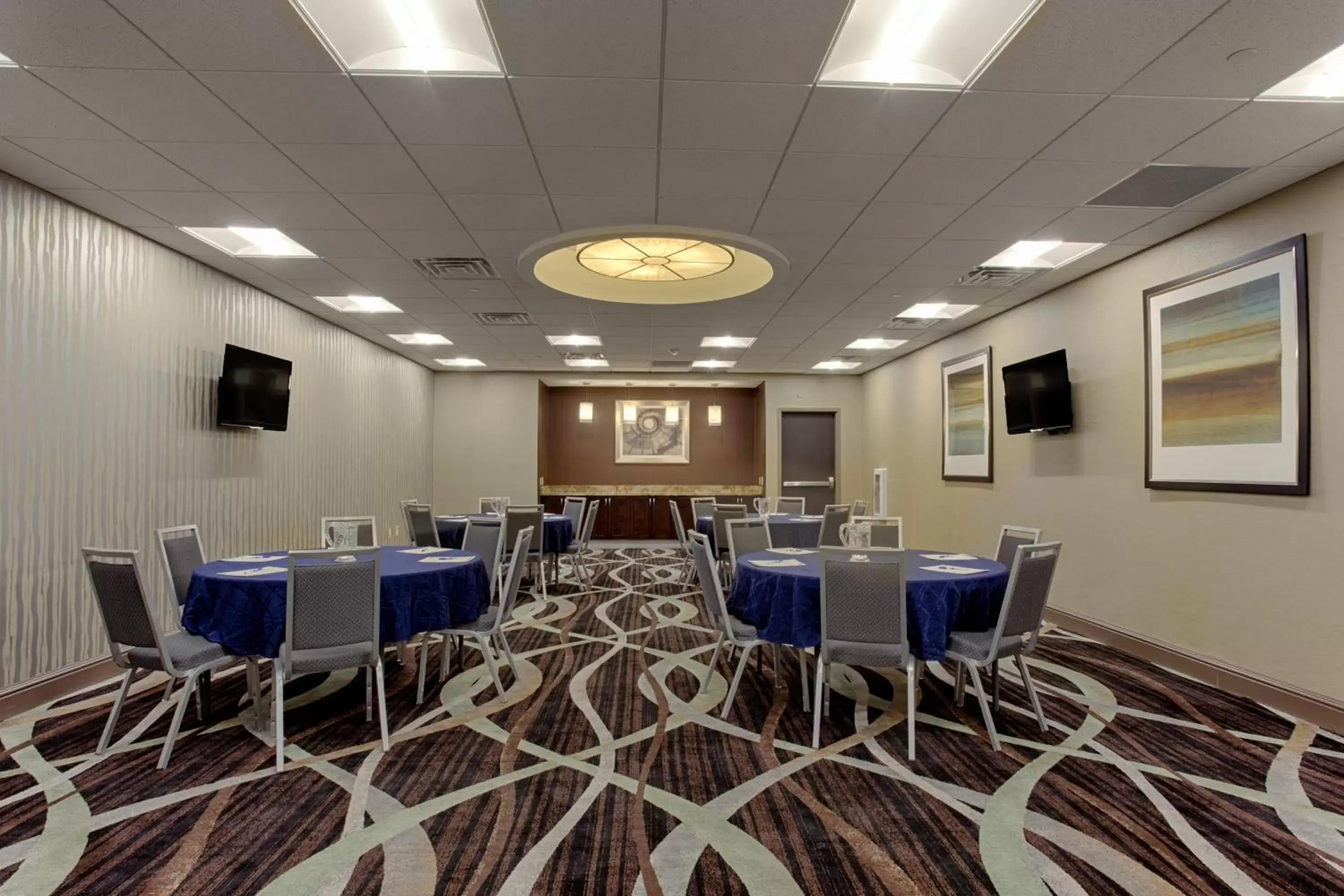 Meeting/conference room in Holiday Inn Express Baltimore West - Catonsville, an IHG Hotel