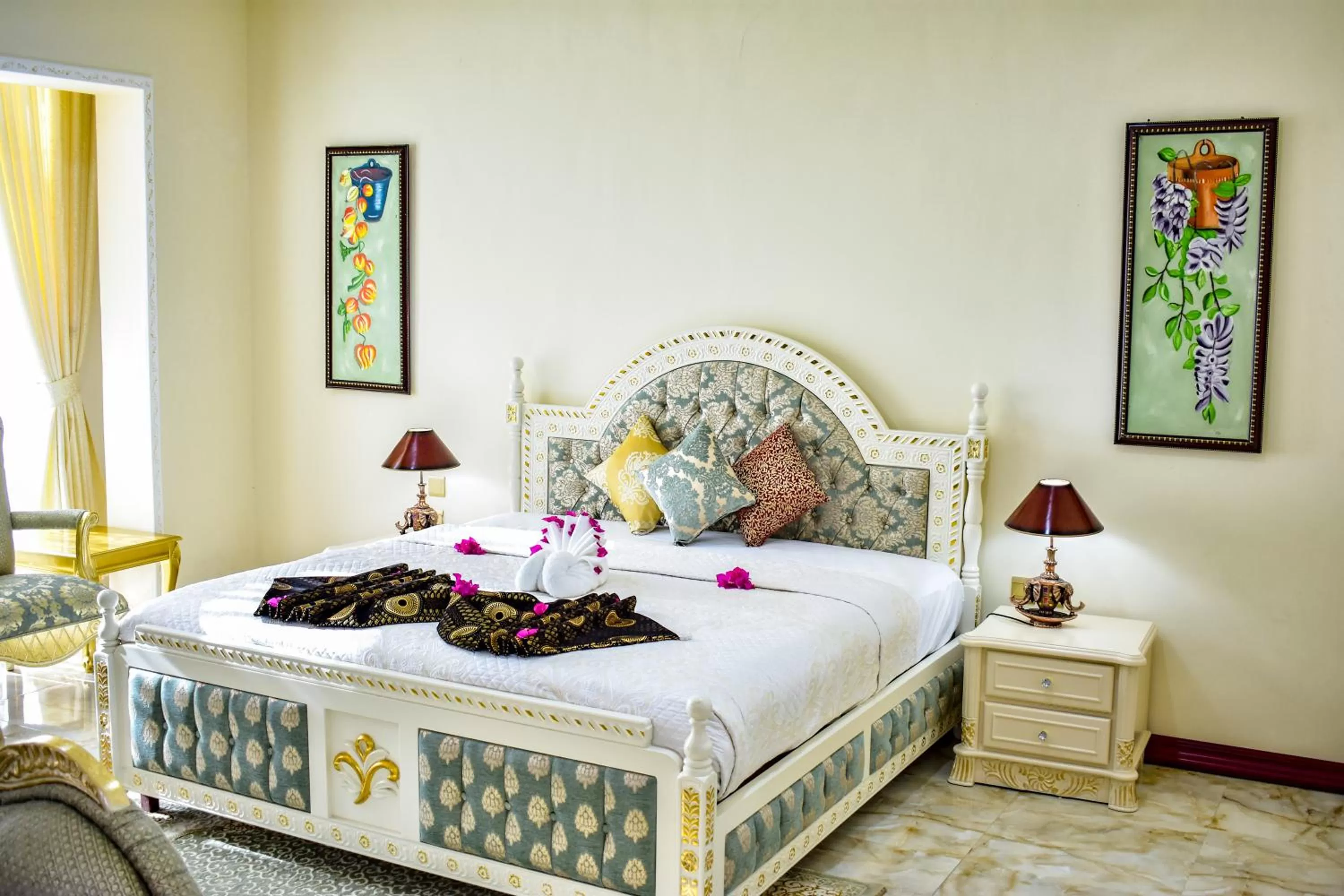 Bed in Madinat Al Bahr Business & Spa Hotel