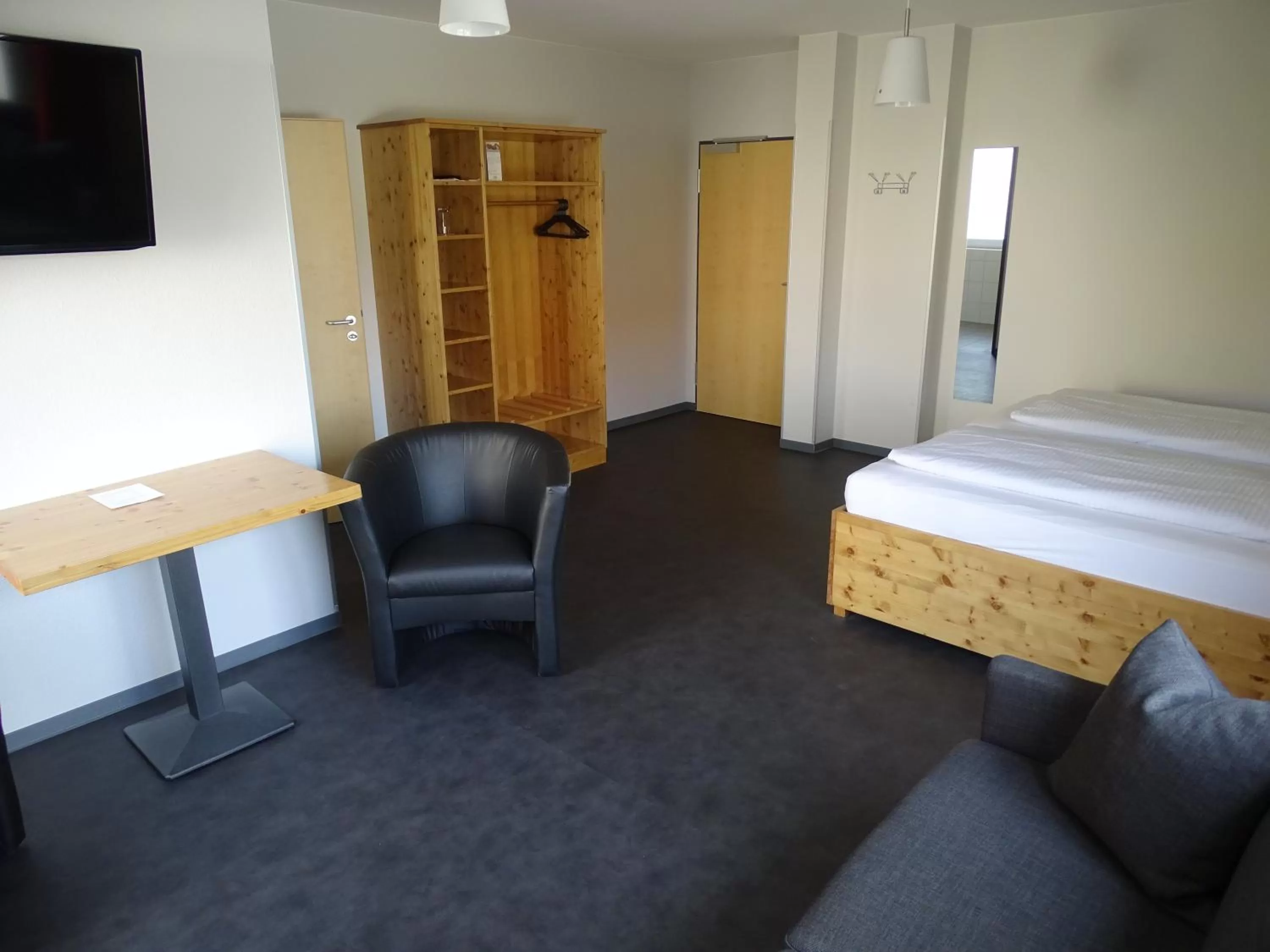 Photo of the whole room, Bed in Hotel Demling