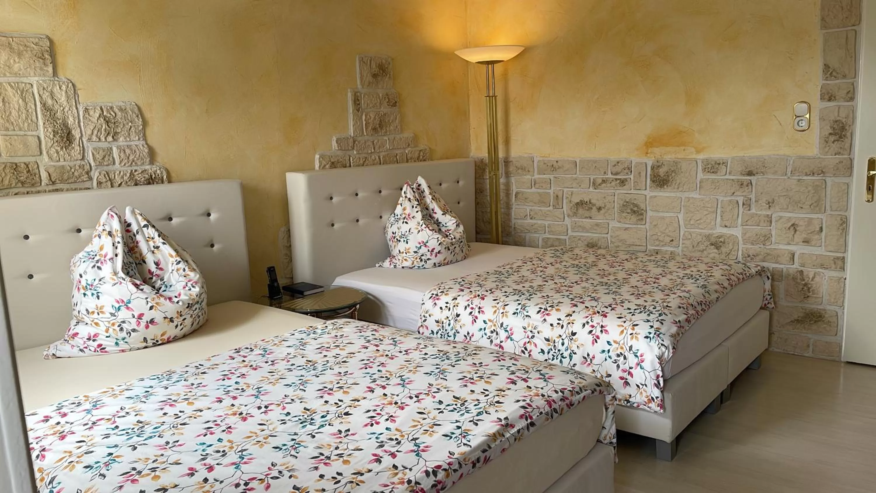 Bed in Hotel Villa Vital Munster