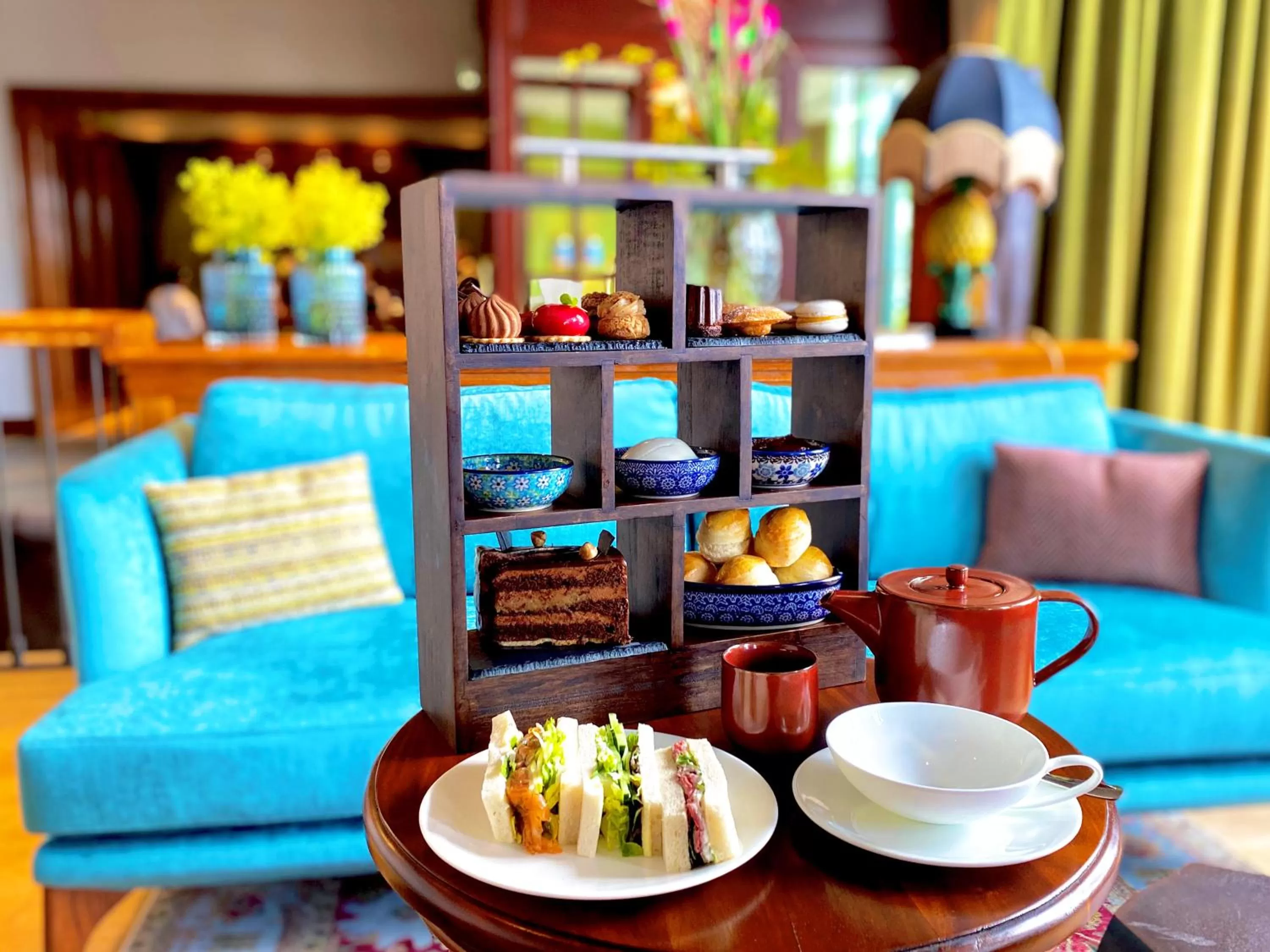 Restaurant/places to eat in Das James