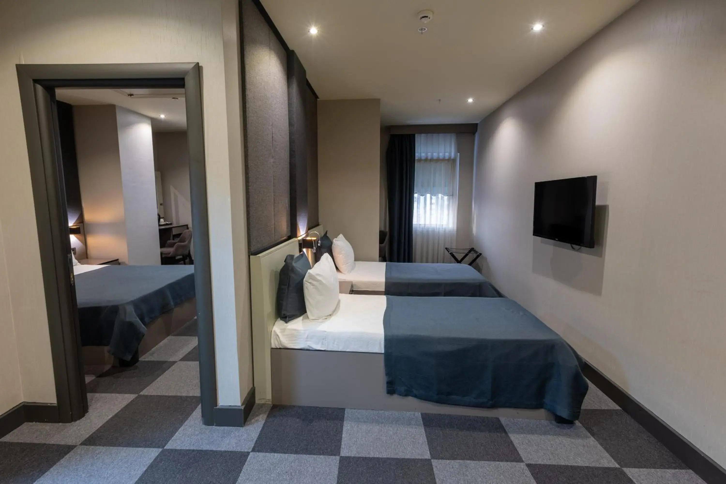 Communal lounge/ TV room, Bed in Tryp By Wyndham Istanbul Sancaktepe
