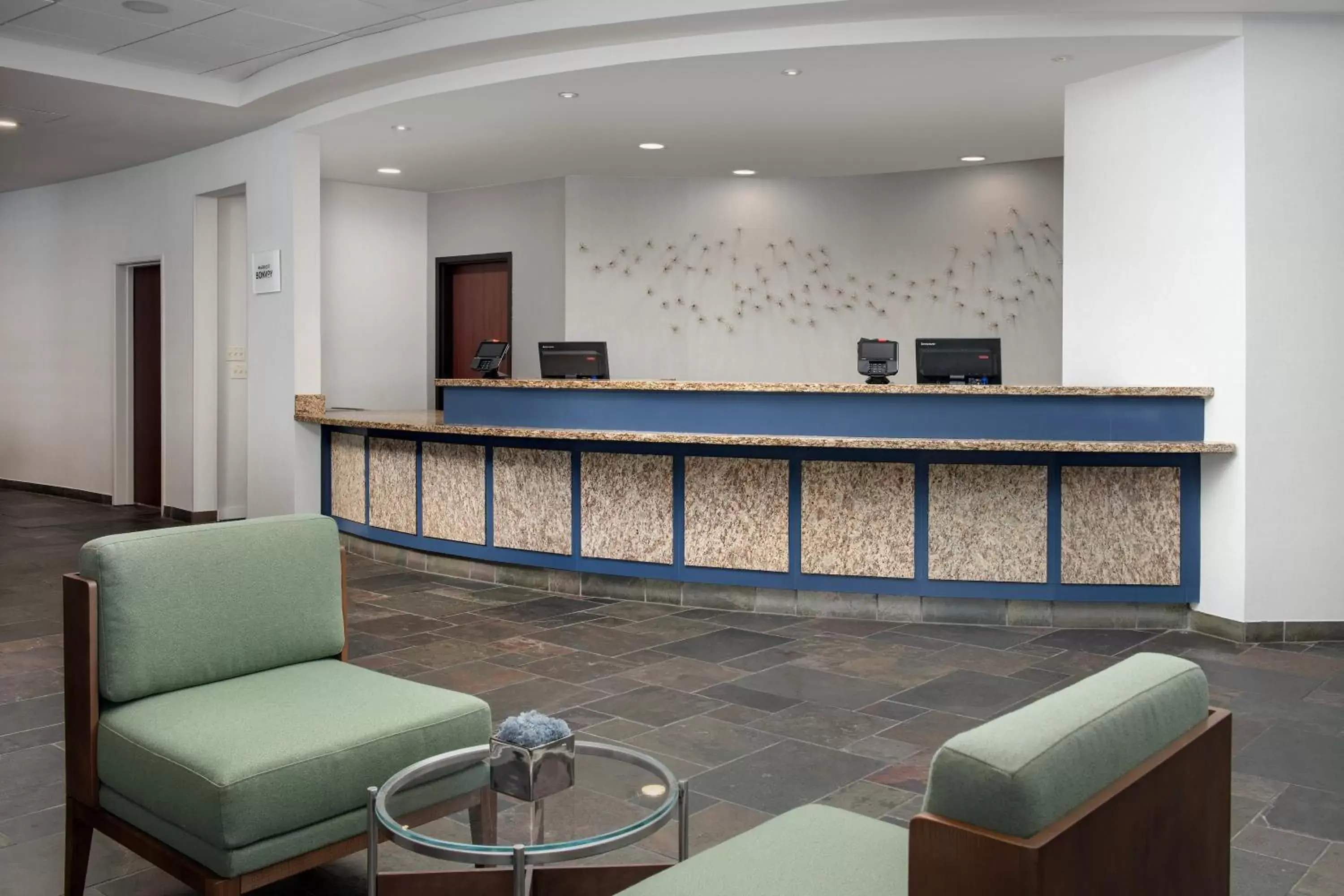 Lobby or reception, Lobby/Reception in Courtyard by Marriott Seattle Kirkland