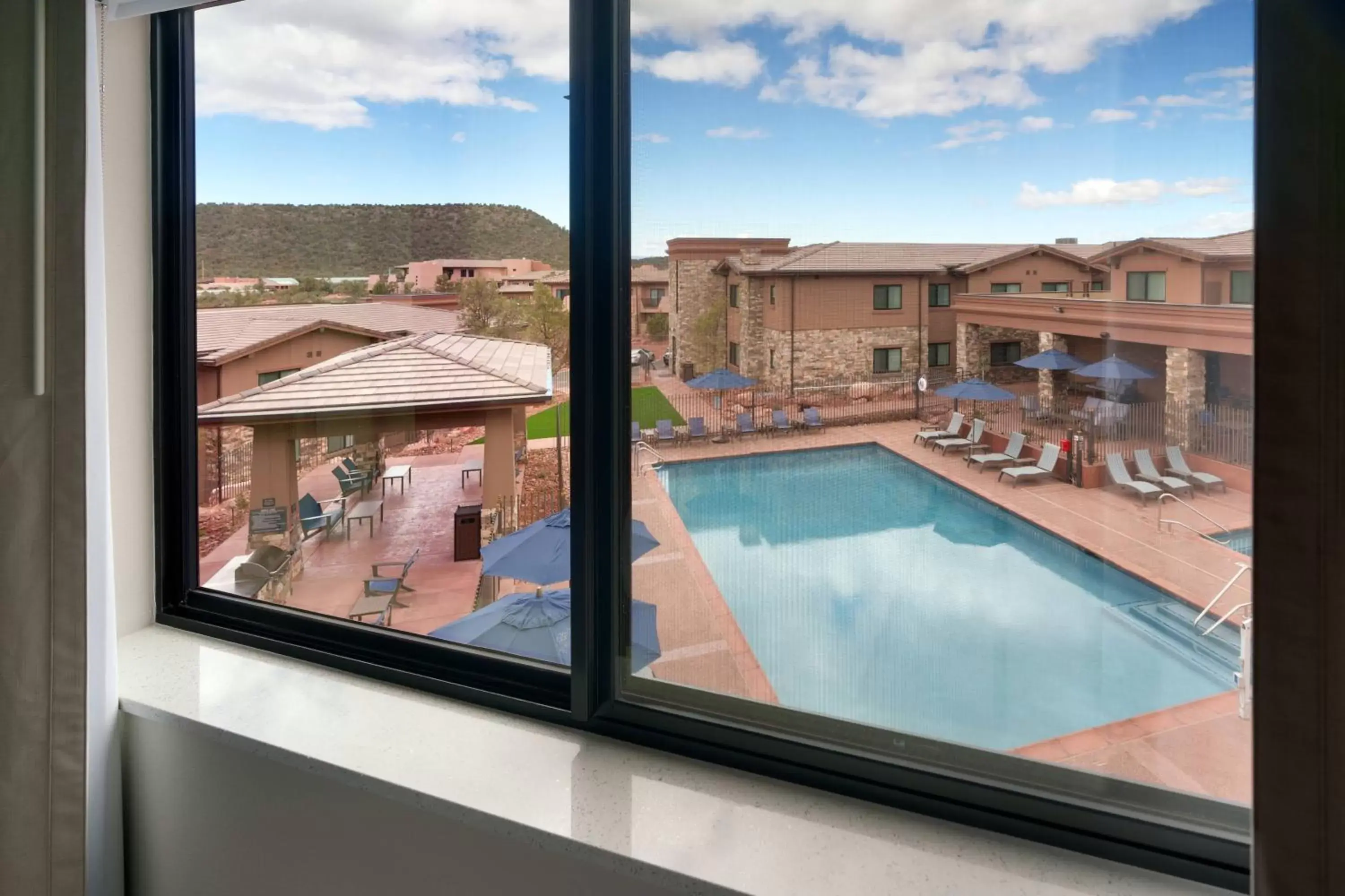 Photo of the whole room, Pool View in Residence Inn by Marriott Sedona