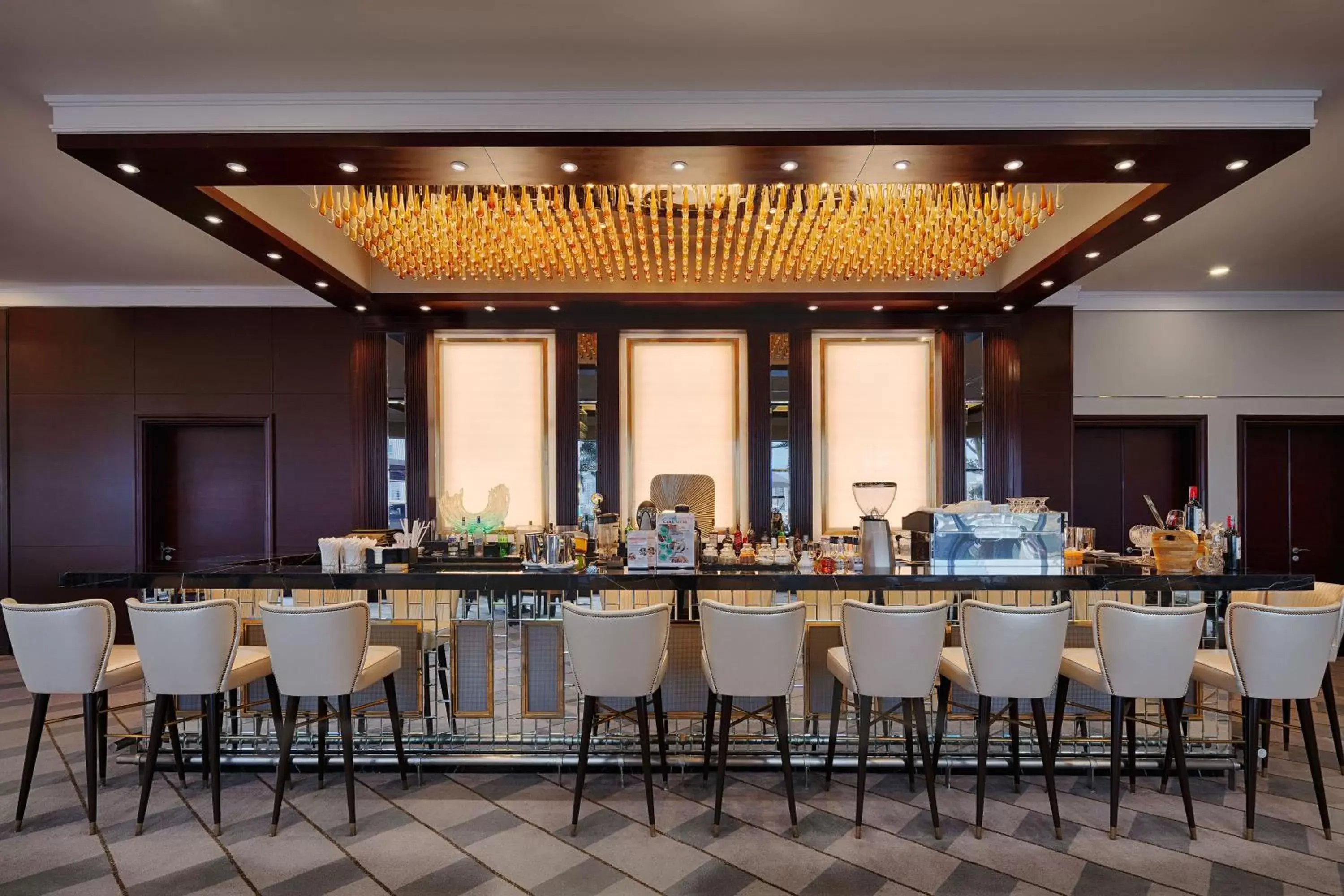 Lounge or bar, Banquet Facilities in Meliá Vinpearl Nha Trang Empire