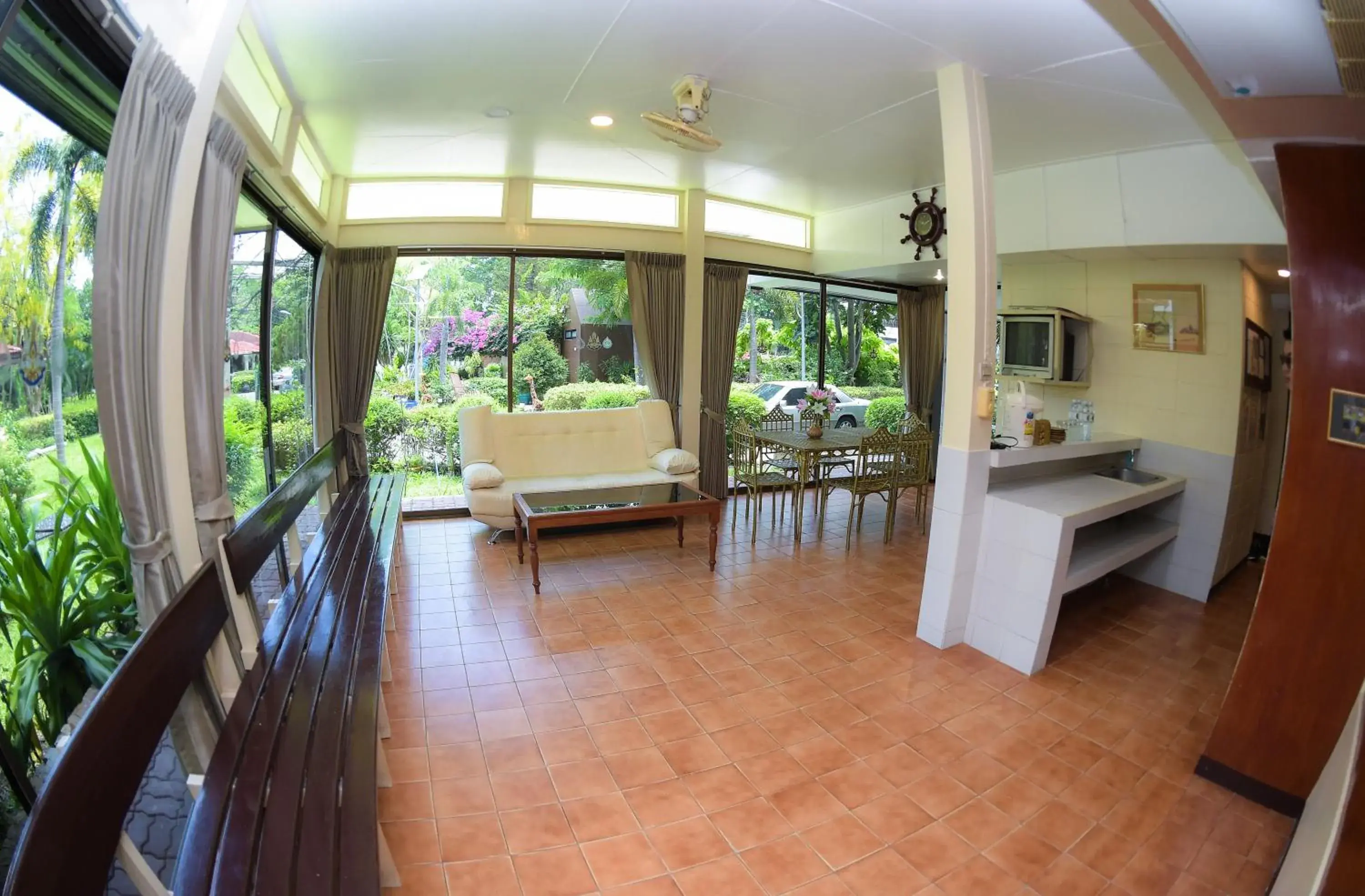 Balcony/Terrace in Villa Navin