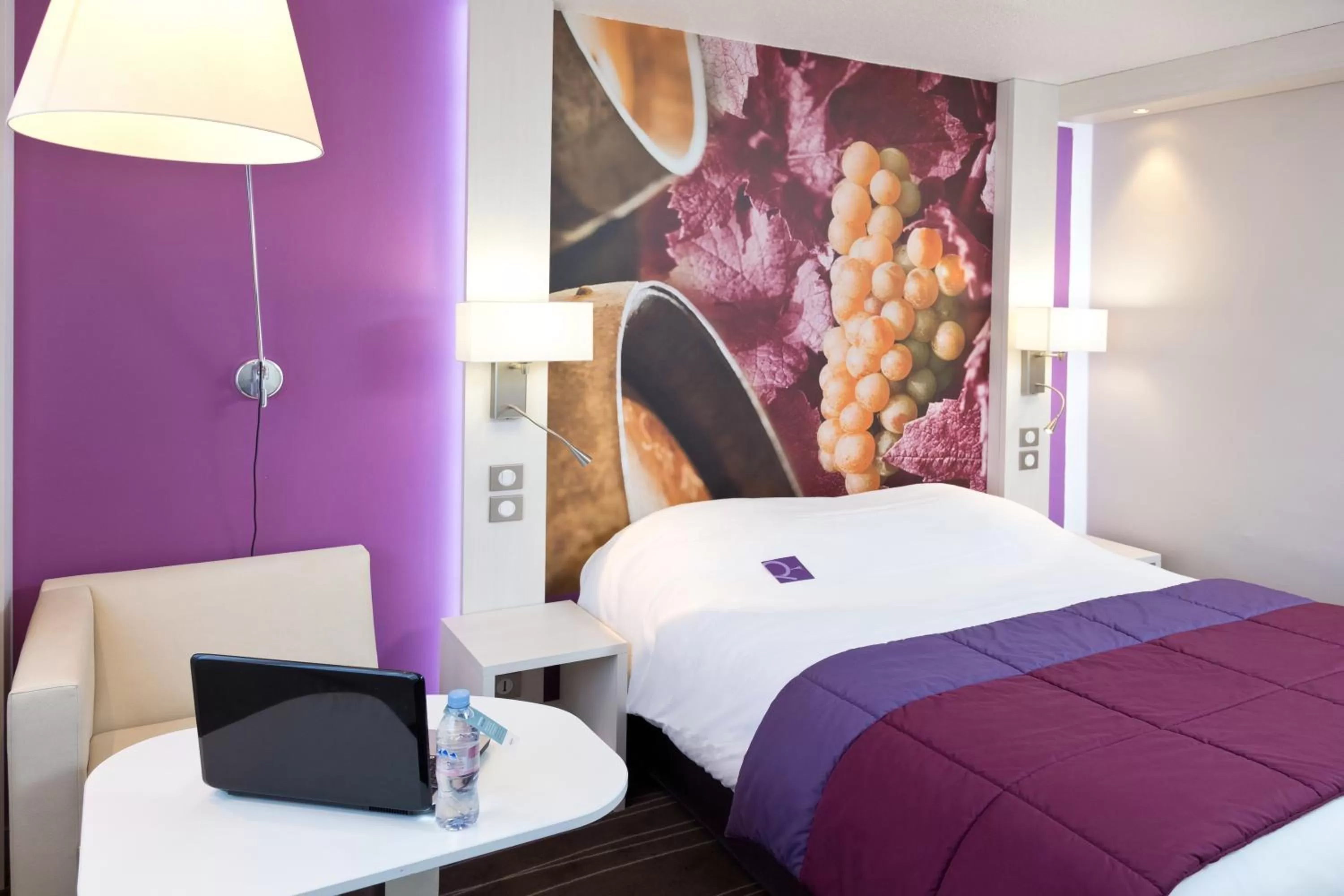 Photo of the whole room, Bed in Mercure Strasbourg Aéroport