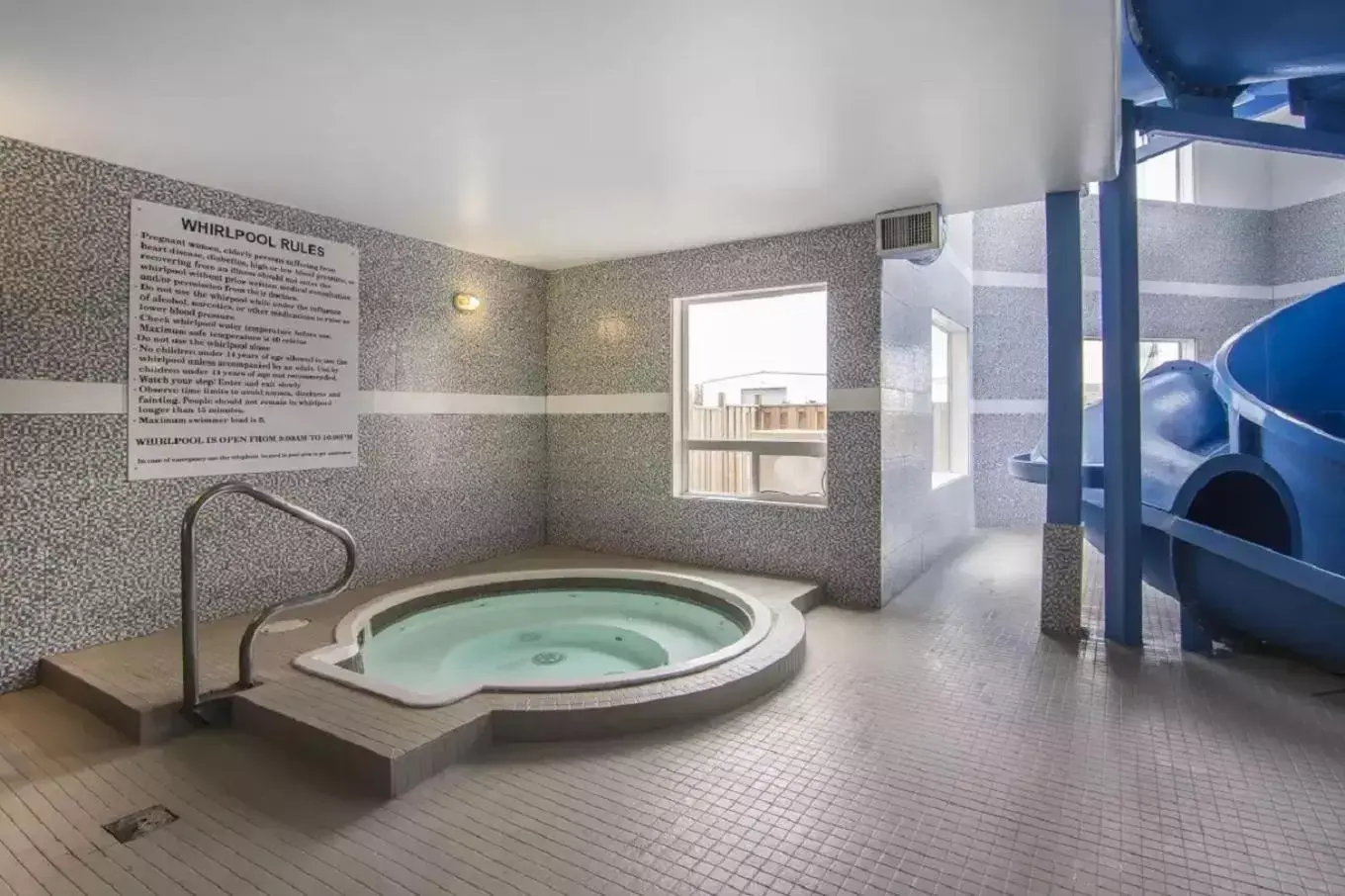 Hot Tub in Quality Inn & Suites Yorkton