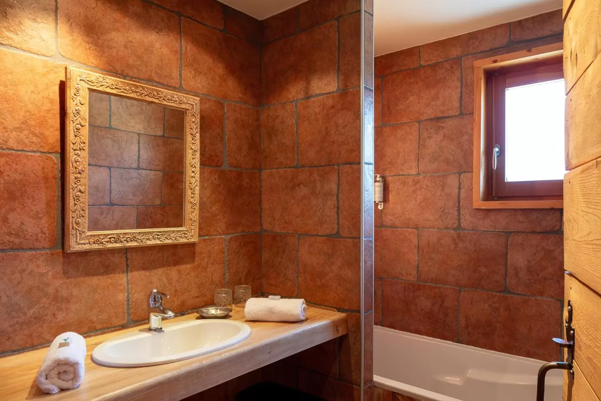 Bathroom in Hotel du Golf