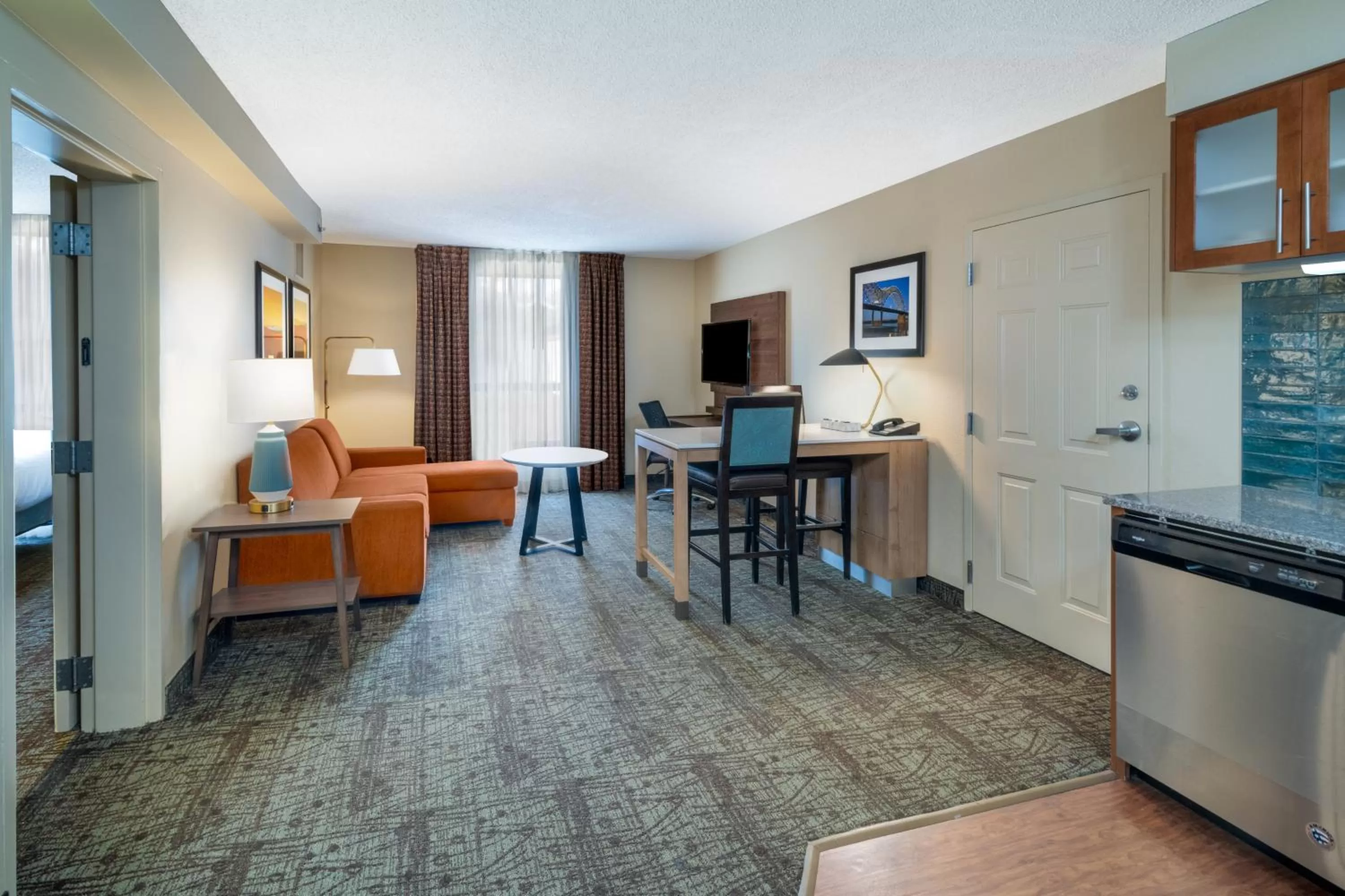 TV and multimedia in Staybridge Suites Memphis-Poplar Ave East by IHG