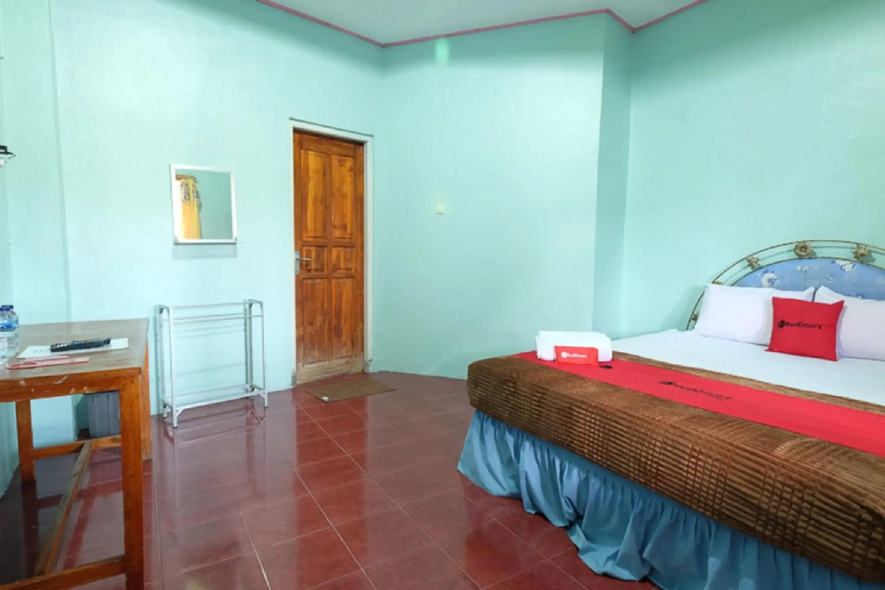 Bedroom, Bed in RedDoorz near Mangrove Forest Kupang Bedroom, Bed in RedDoorz near Mangrove Forest Kupang