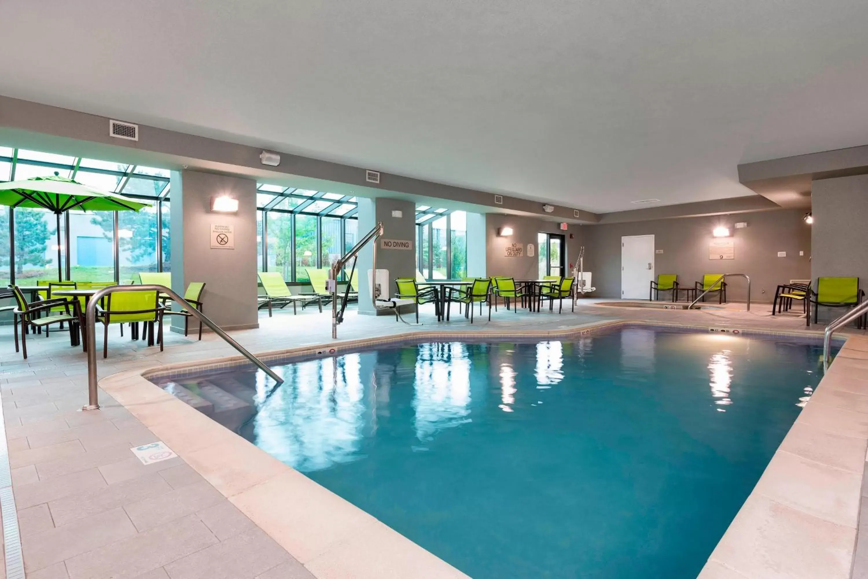 Swimming Pool in SpringHill Suites Detroit Auburn Hills