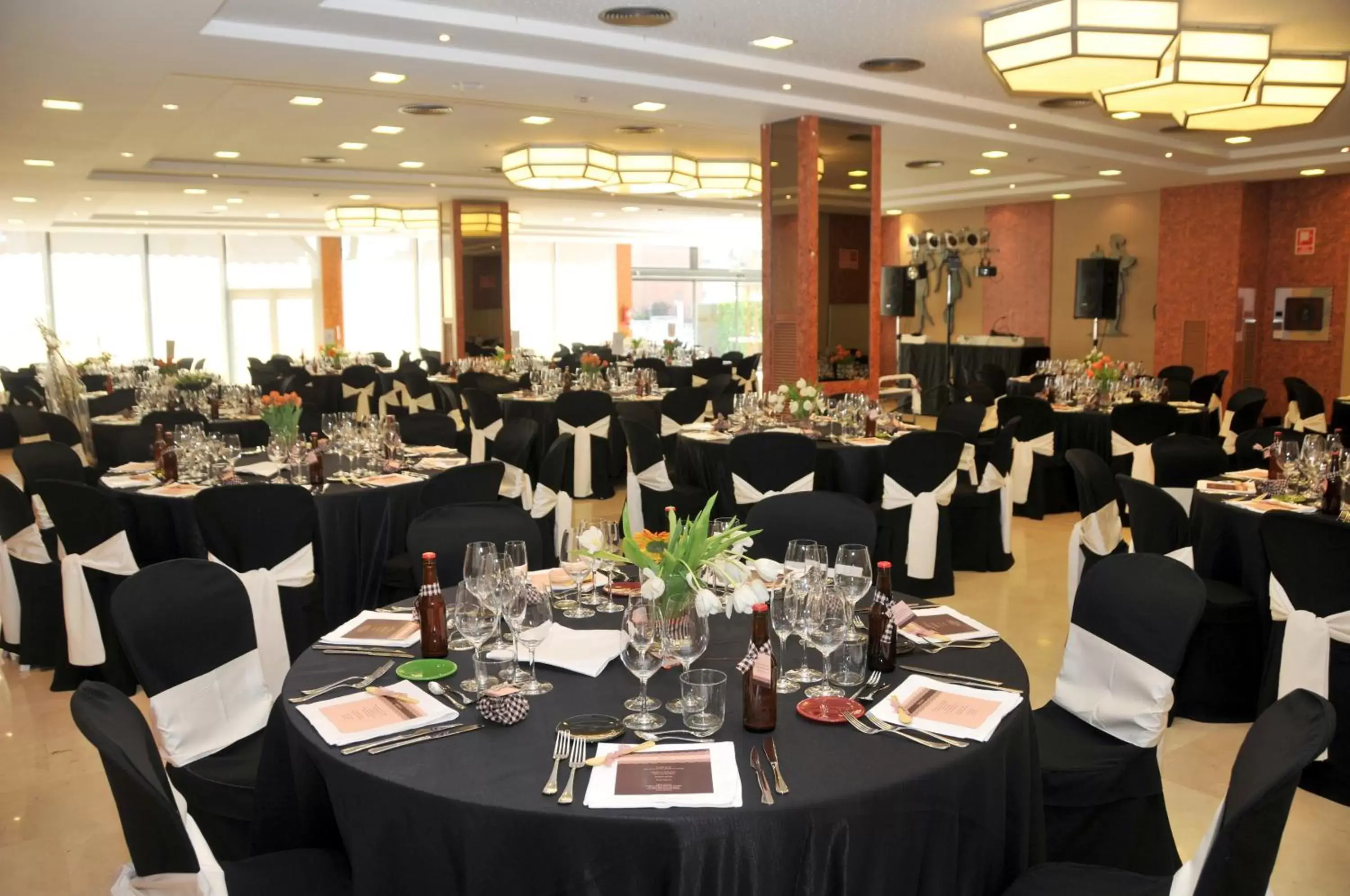 Banquet/Function facilities, Restaurant/Places to Eat in Hotel Class Valls