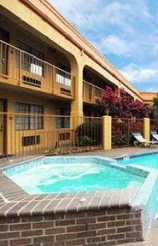 Day in Days Inn by Wyndham Southaven MS